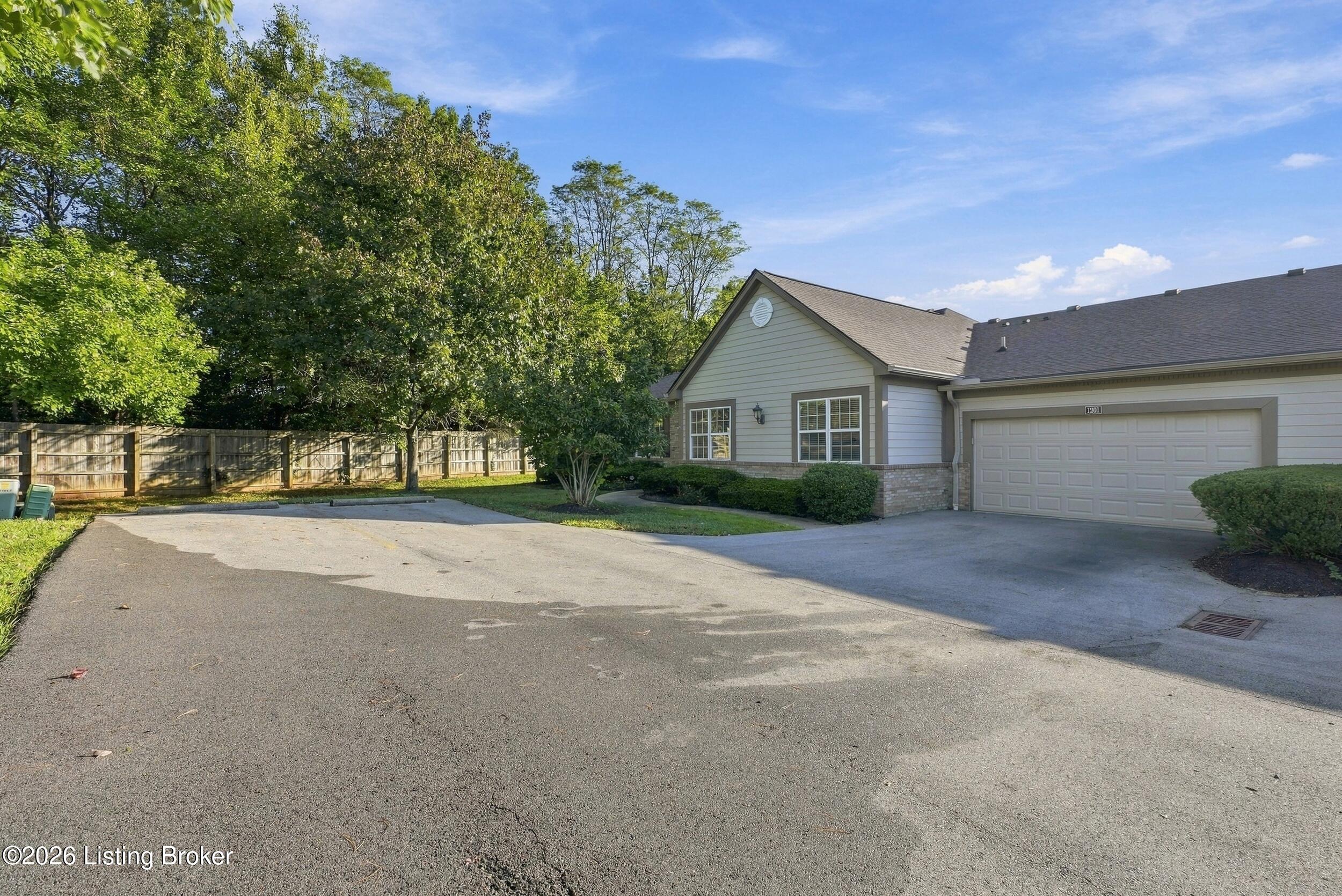 1201 Sugar Pine Terrace Property Photo 2