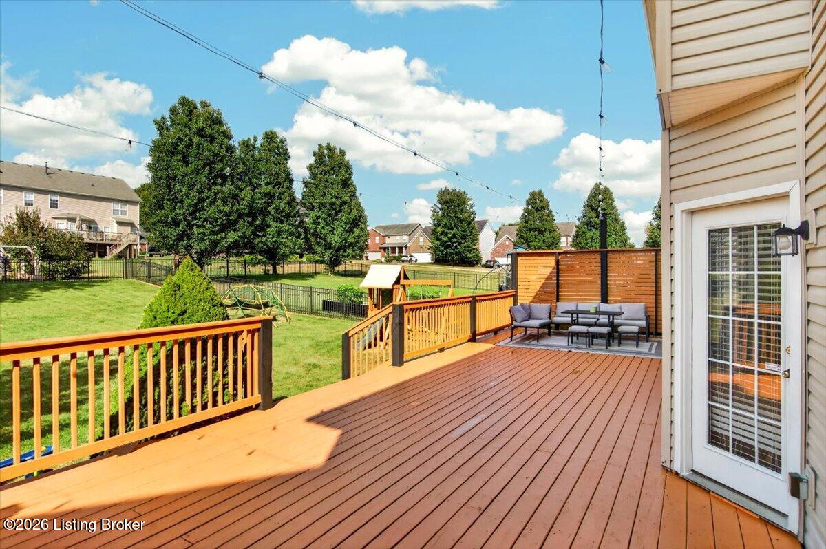 406 Arlington Meadows Dr Property Photo 49