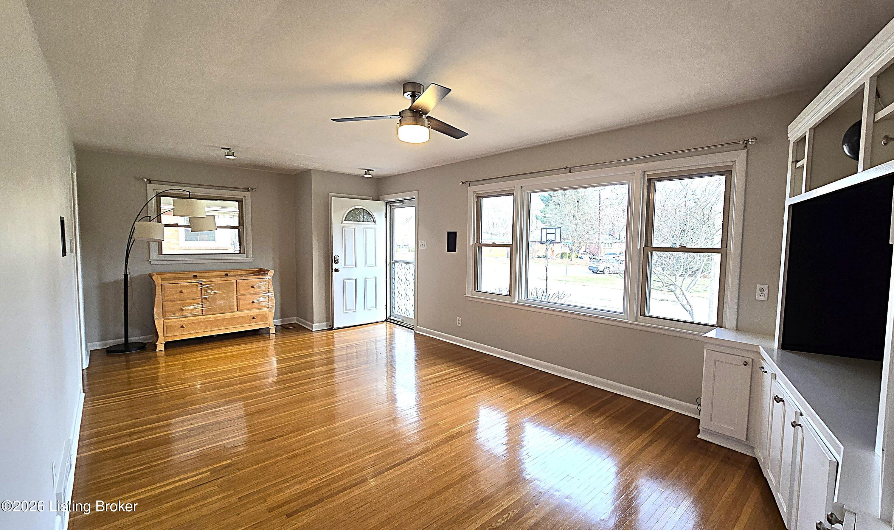 1707 Nightingale Rd Property Photo 5