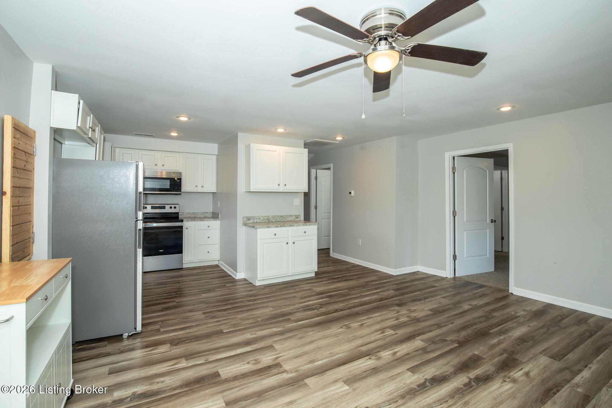 11098 S Preston Hwy Property Photo 6