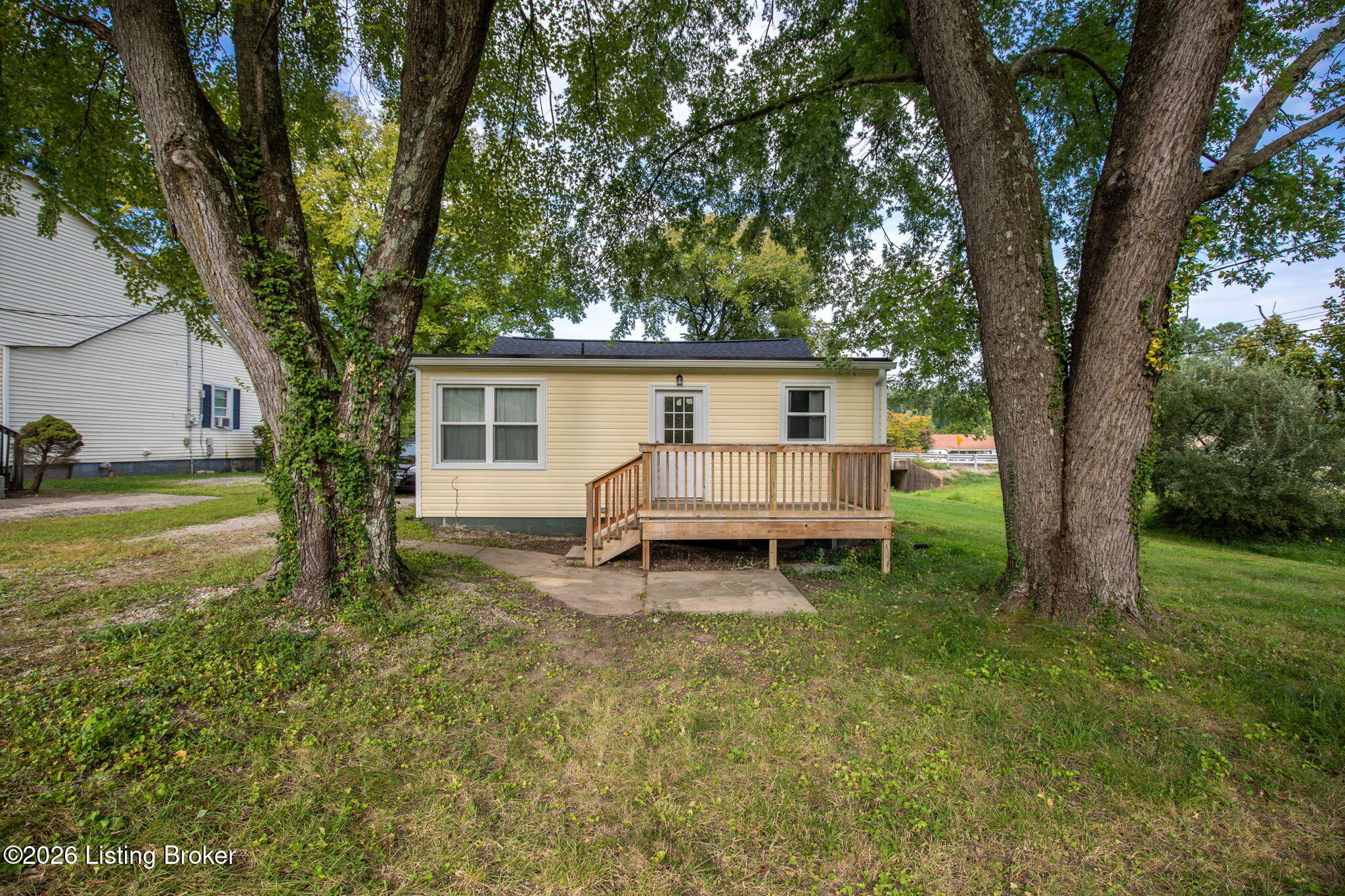 11098 S Preston Hwy Property Photo 31