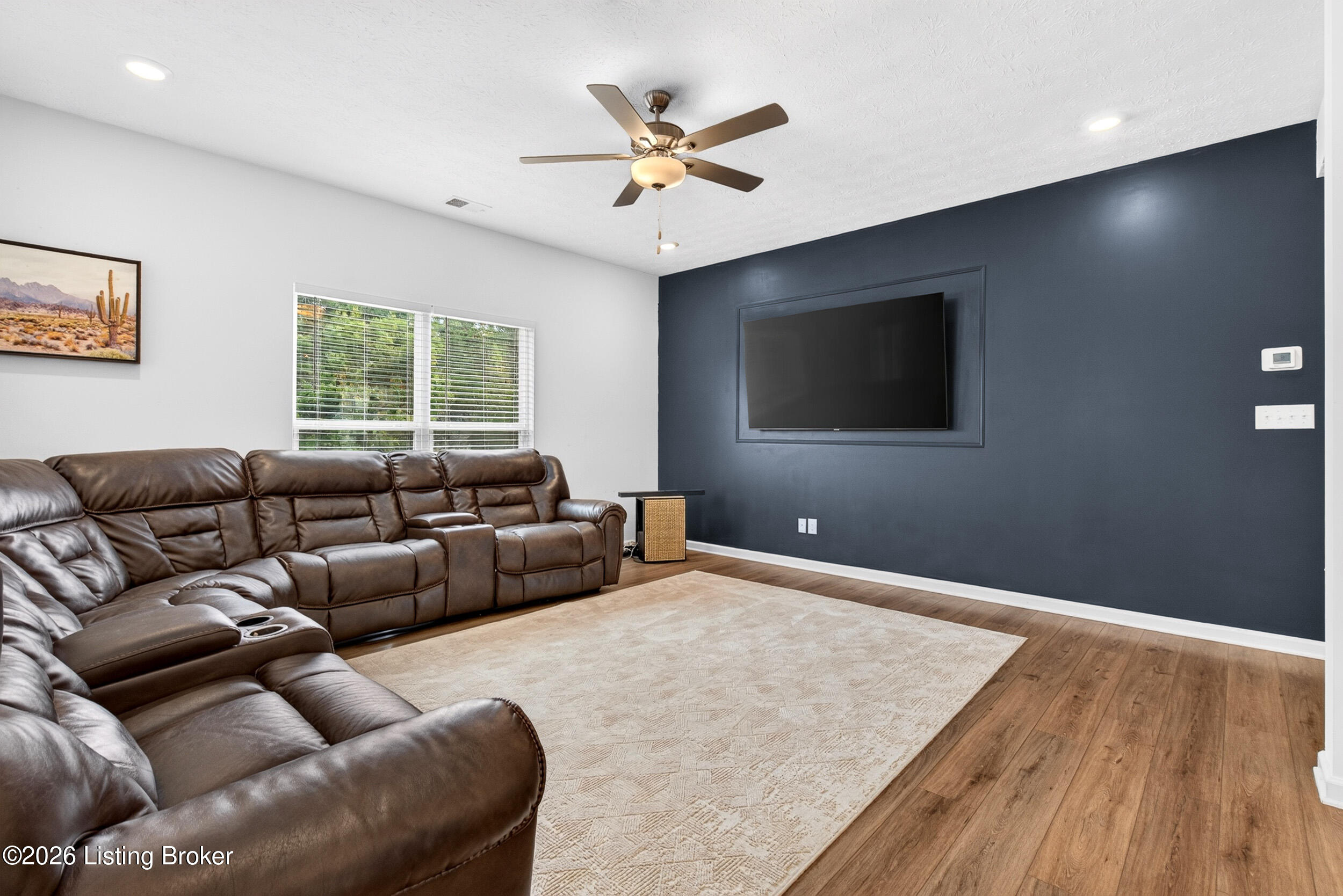 17012 Meander Way Property Photo 8