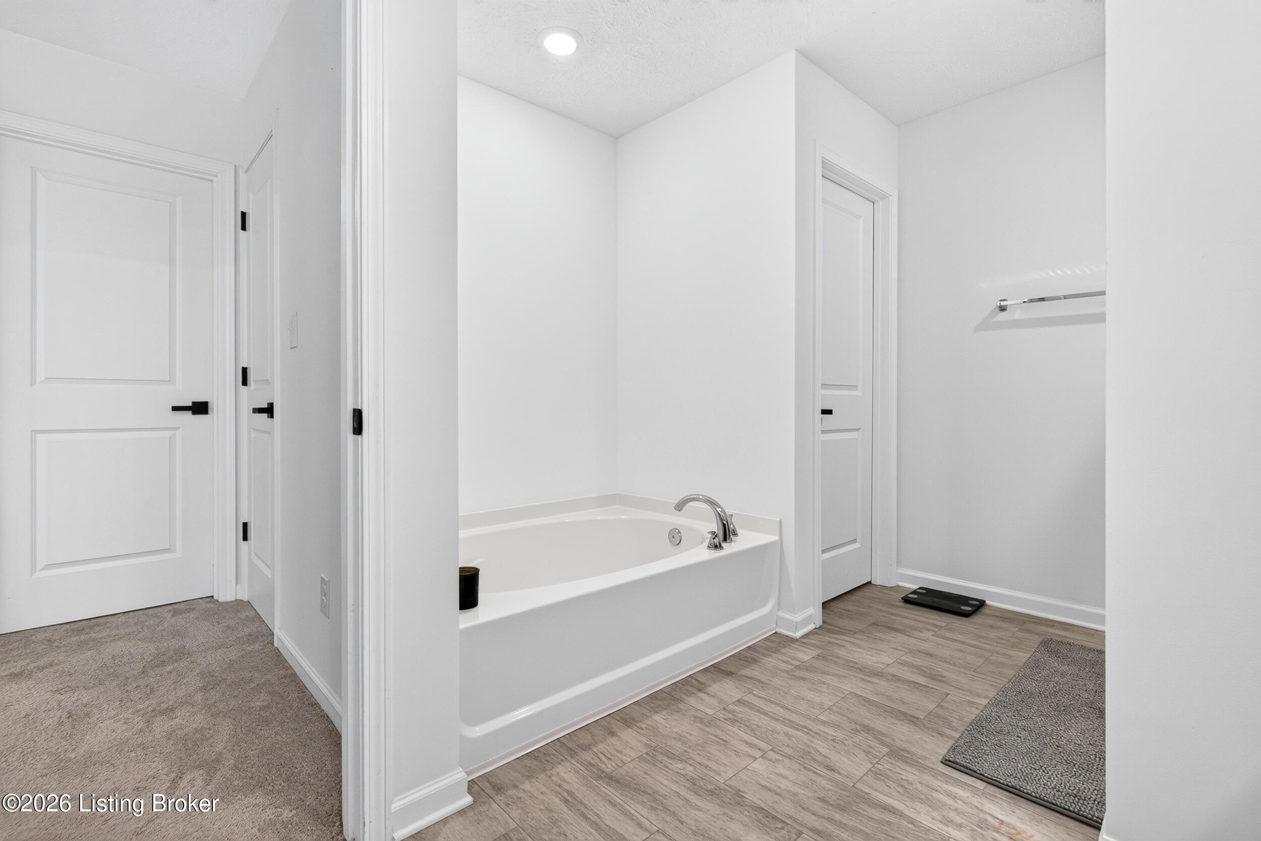 17012 Meander Way Property Photo 26