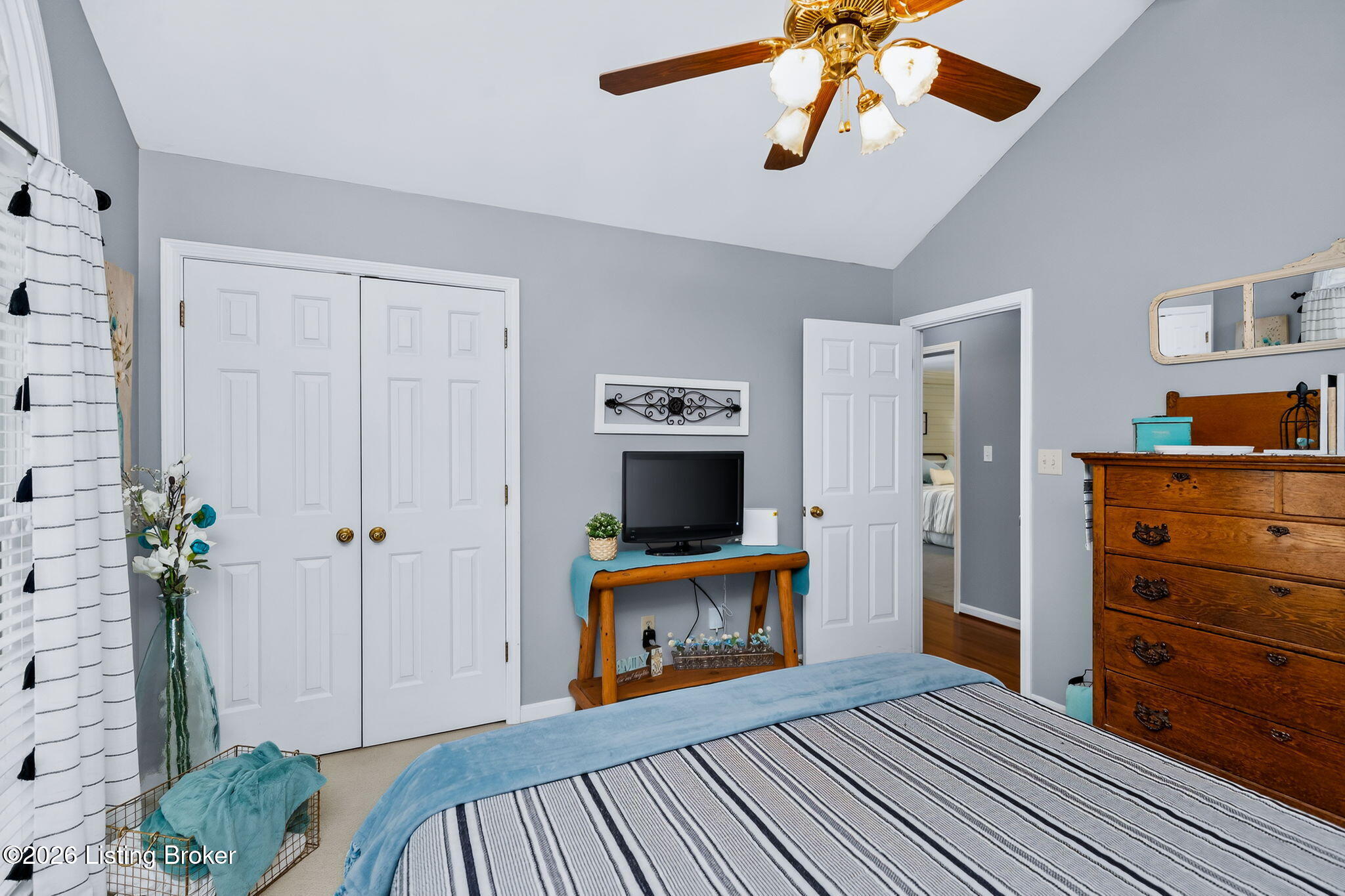 4512 Cornice Ct Property Photo 20