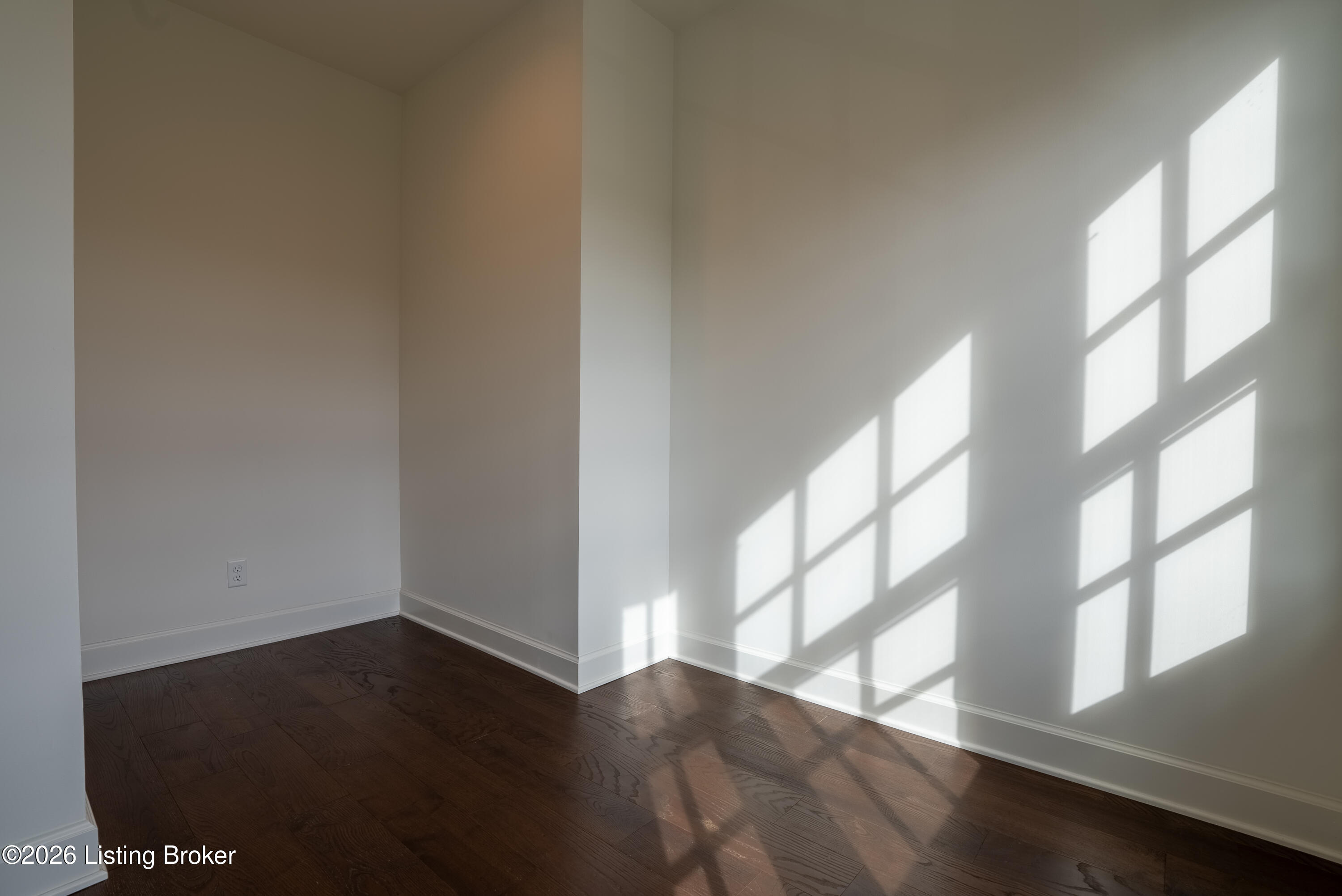 6314 St Bernadette Ave 102 Property Photo 13