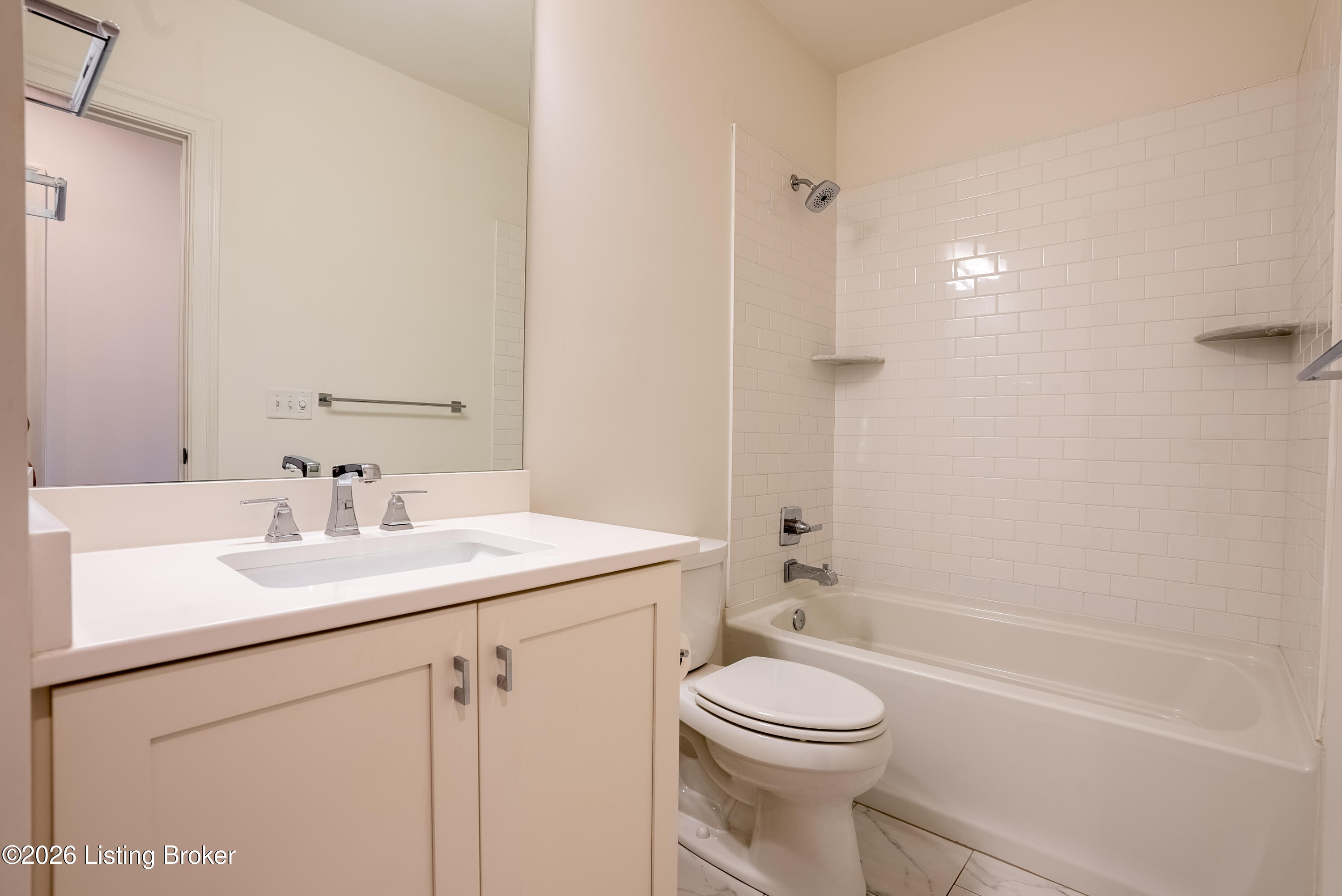 6314 St Bernadette Ave 102 Property Photo 15