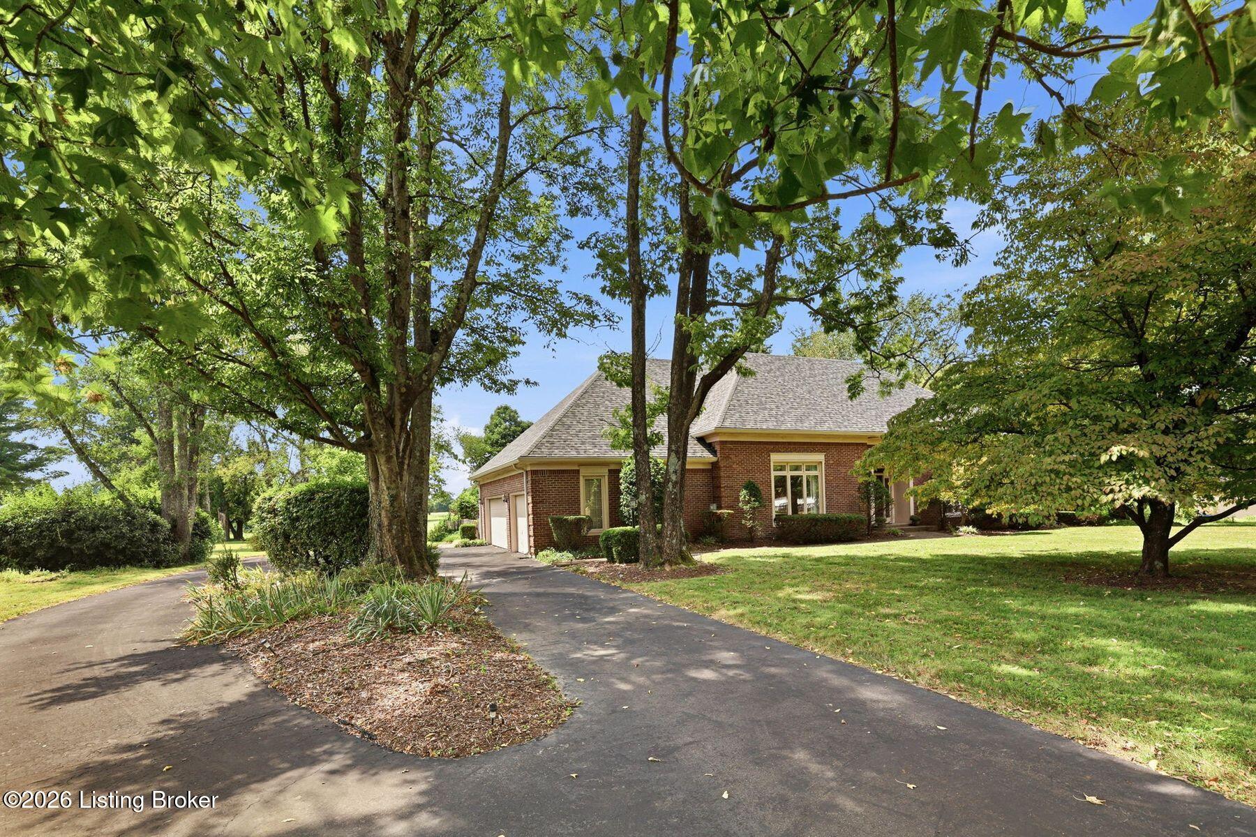 1126 N Highway 1793 Property Photo 4