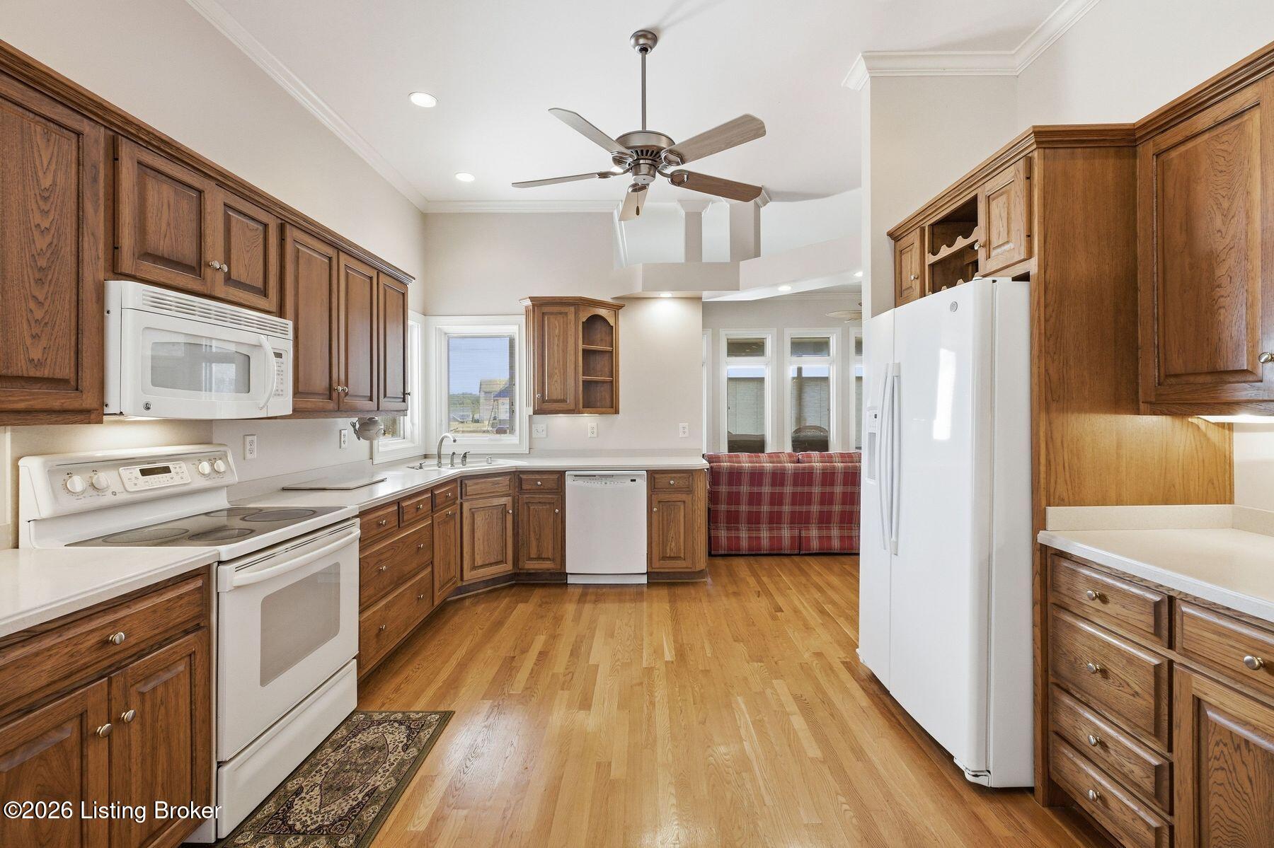 8006 Hall Farm Dr Property Photo 17