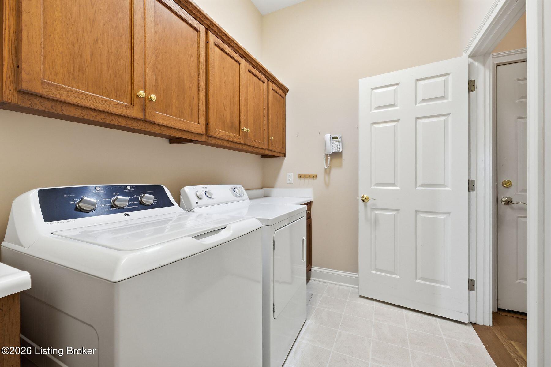 8006 Hall Farm Dr Property Photo 40