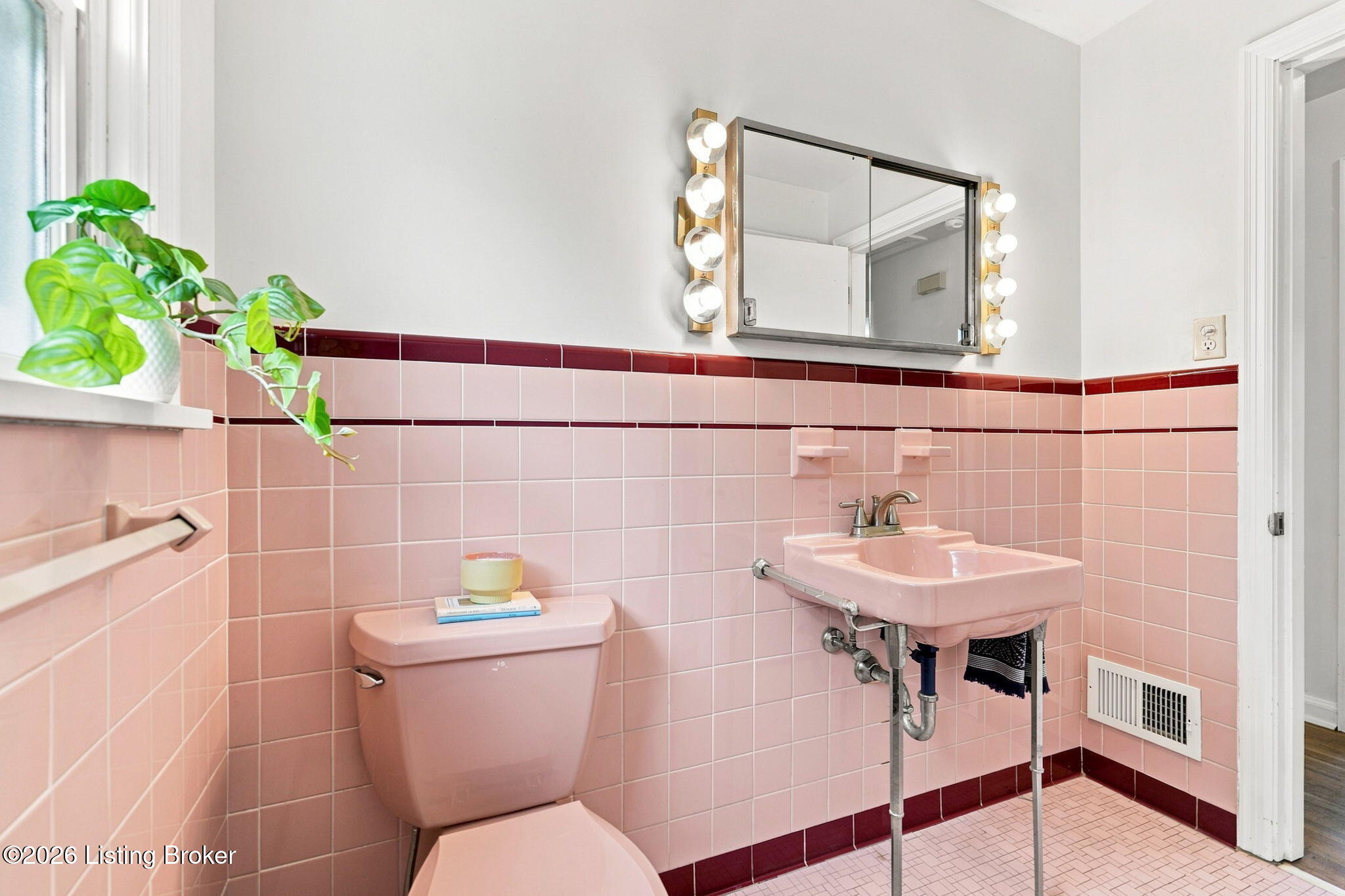 8418 Denise Dr Property Photo 24