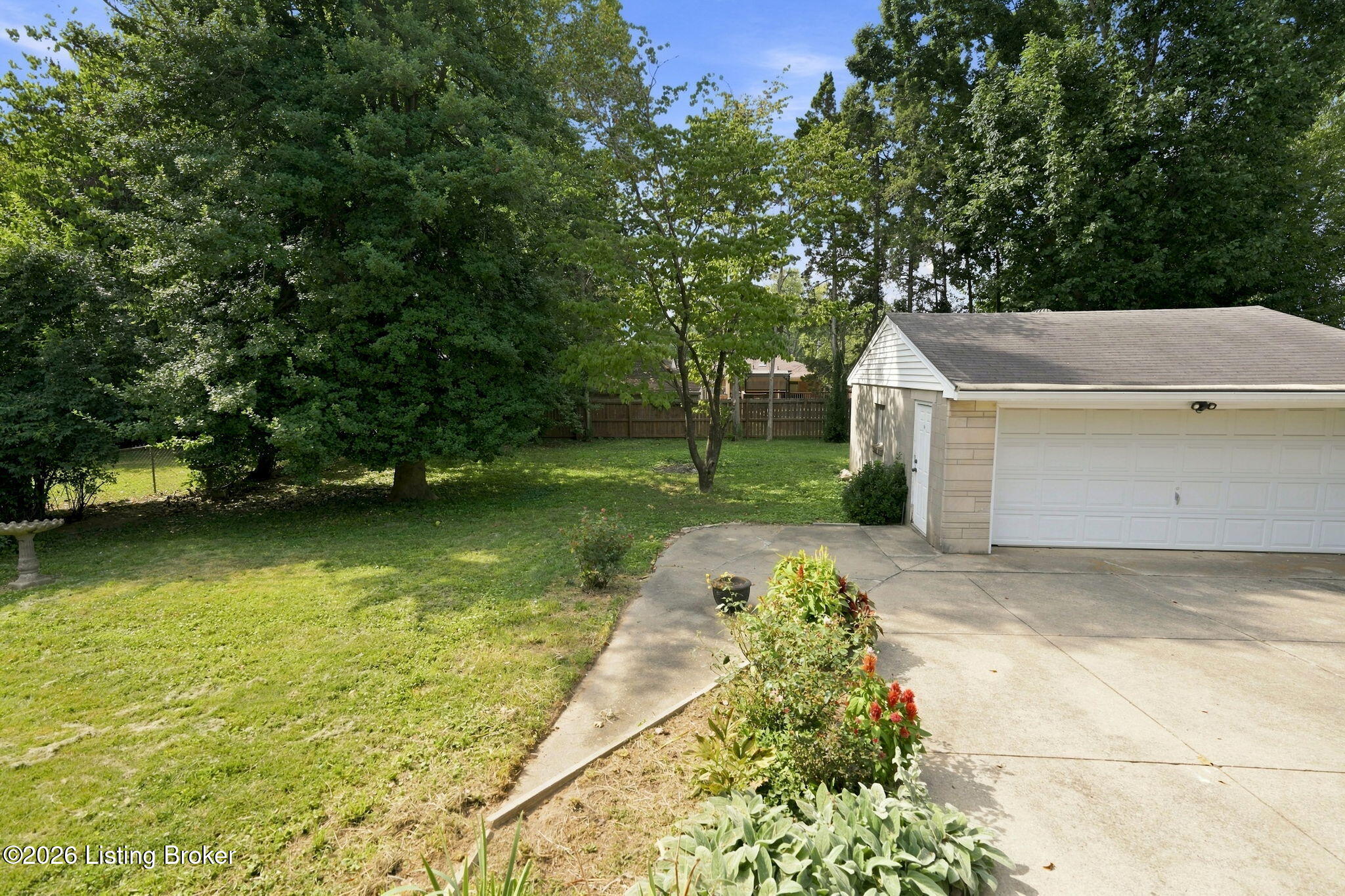 8418 Denise Dr Property Photo 32