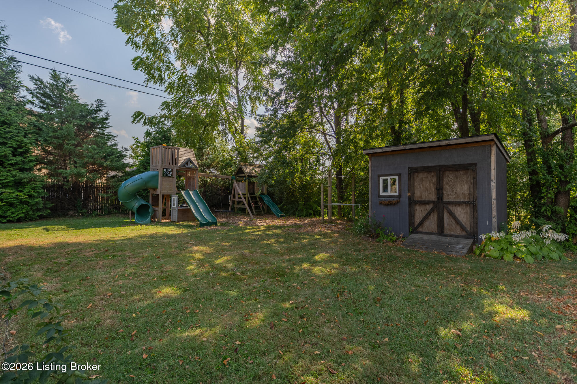 9812 Longwood Cir Property Photo 33