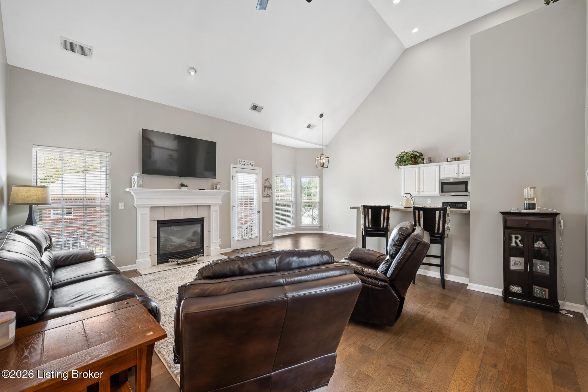 16513 Taunton Vale Rd Property Photo 8