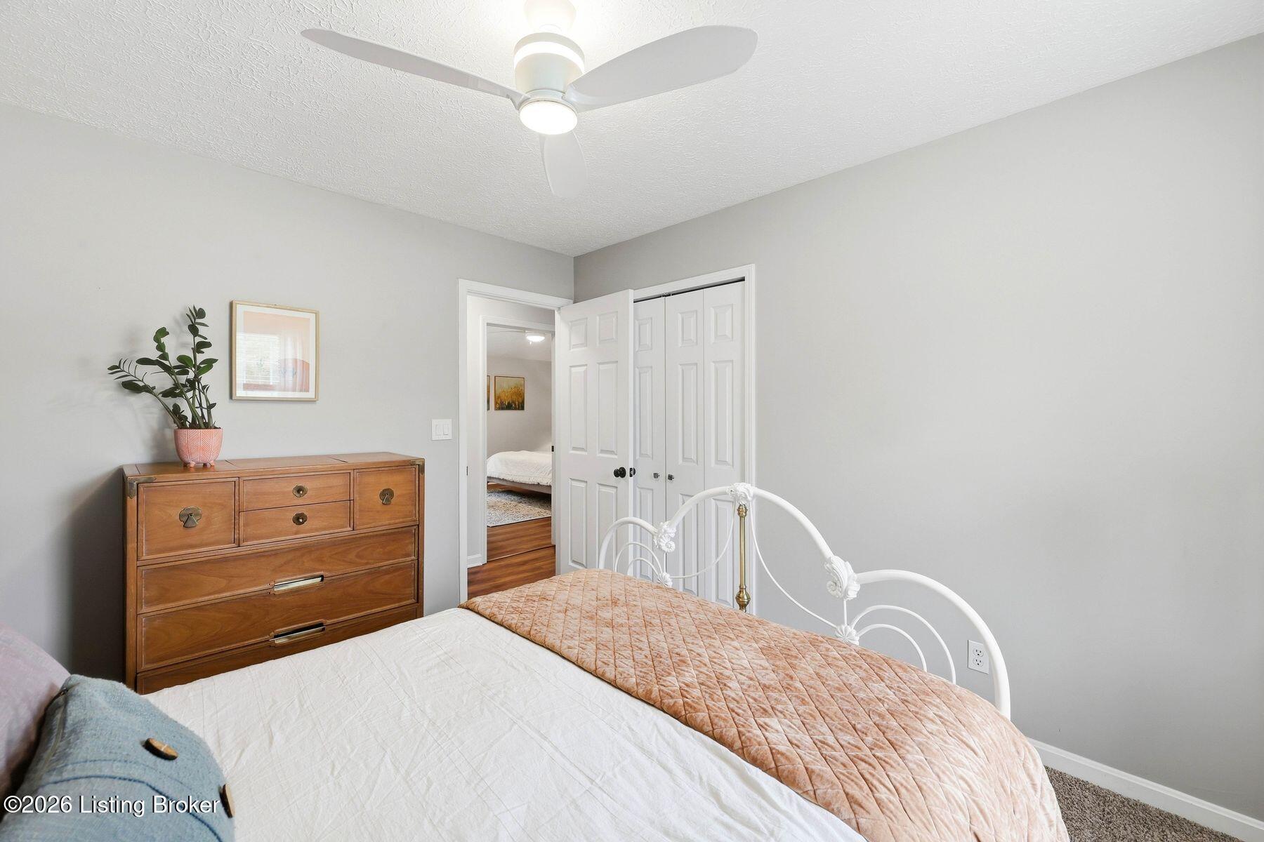 9218 Watterson Trail Property Photo 32