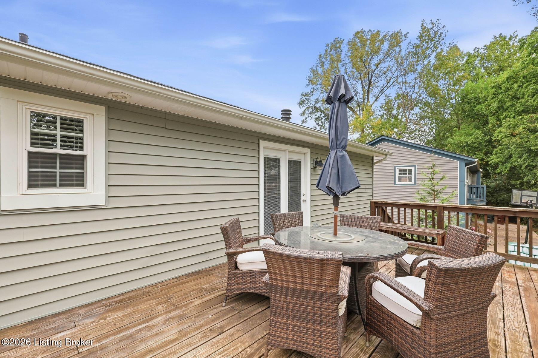 9218 Watterson Trail Property Photo 59