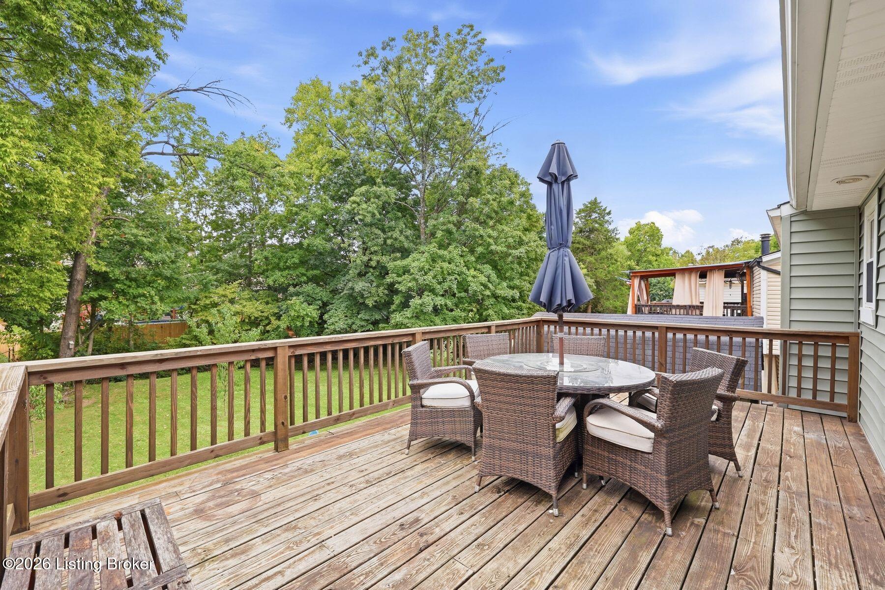 9218 Watterson Trail Property Photo 60