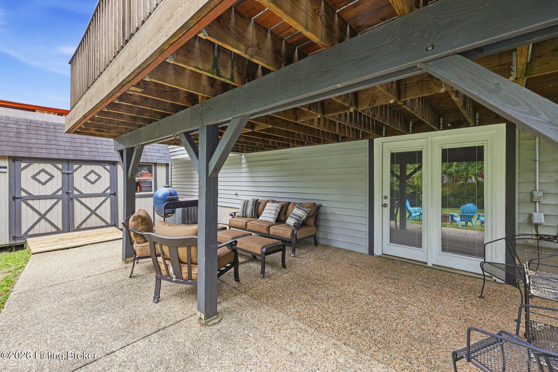 9218 Watterson Trail Property Photo 66