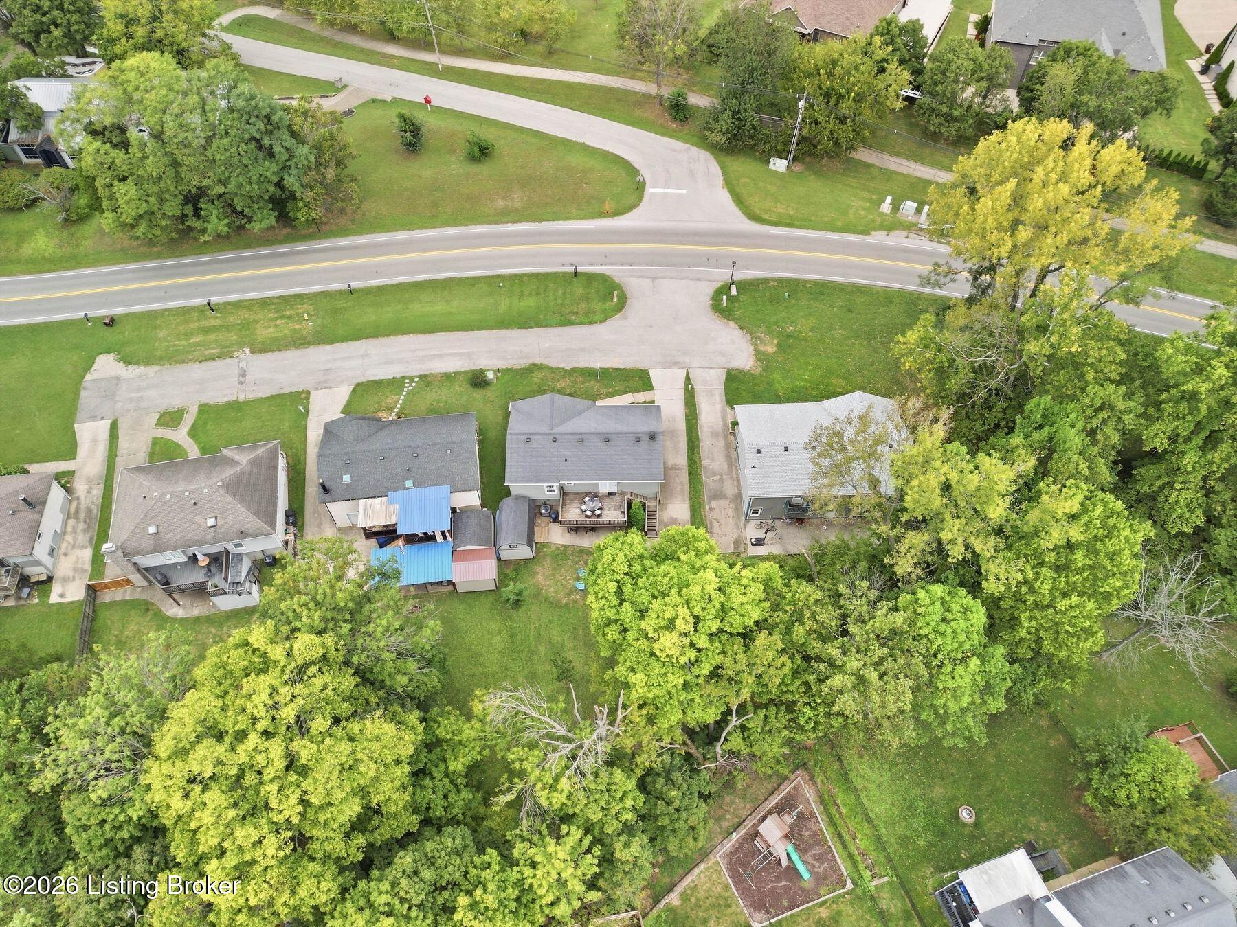 9218 Watterson Trail Property Photo 81