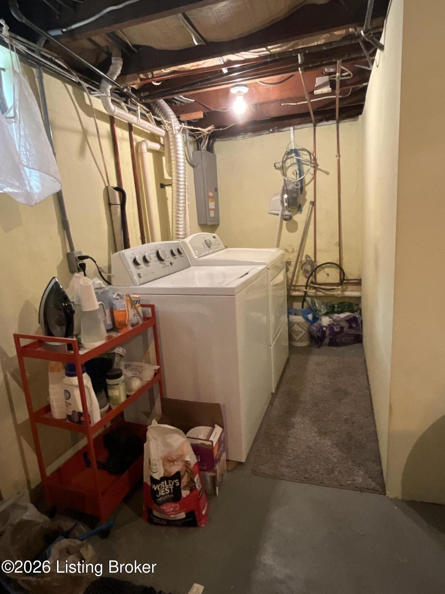 879 Minoma Ave Property Photo 28
