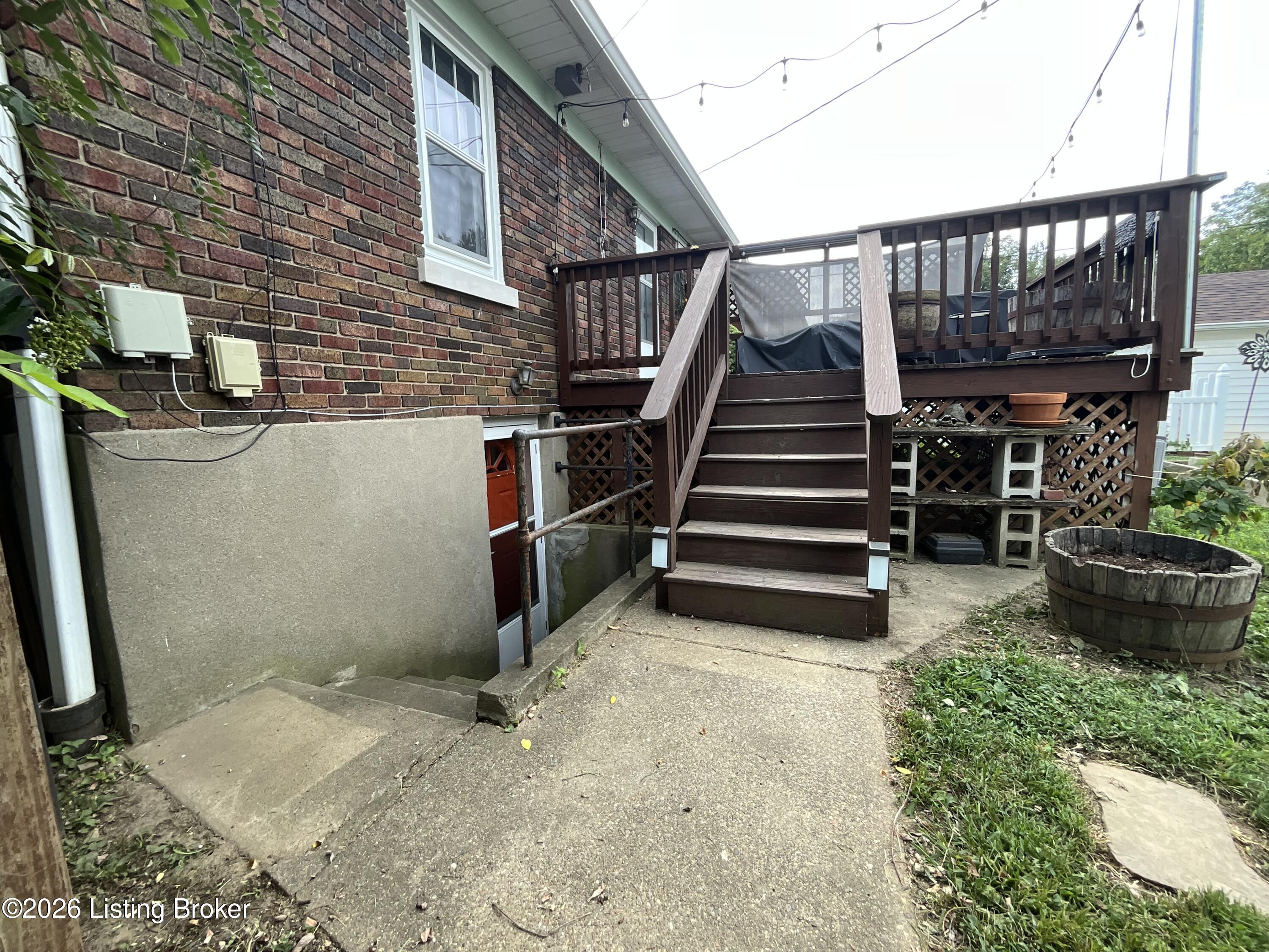 879 Minoma Ave Property Photo 29