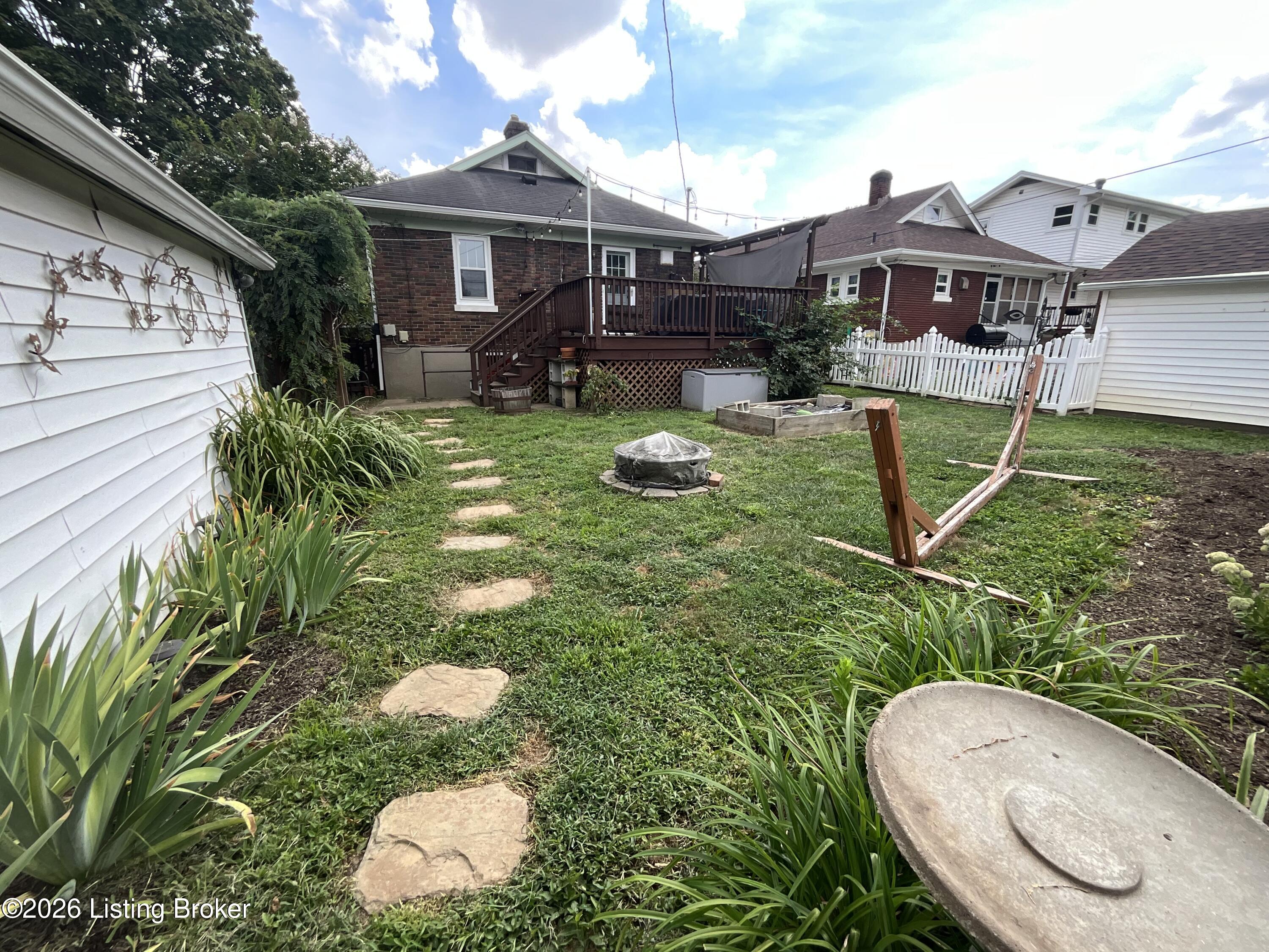 879 Minoma Ave Property Photo 31