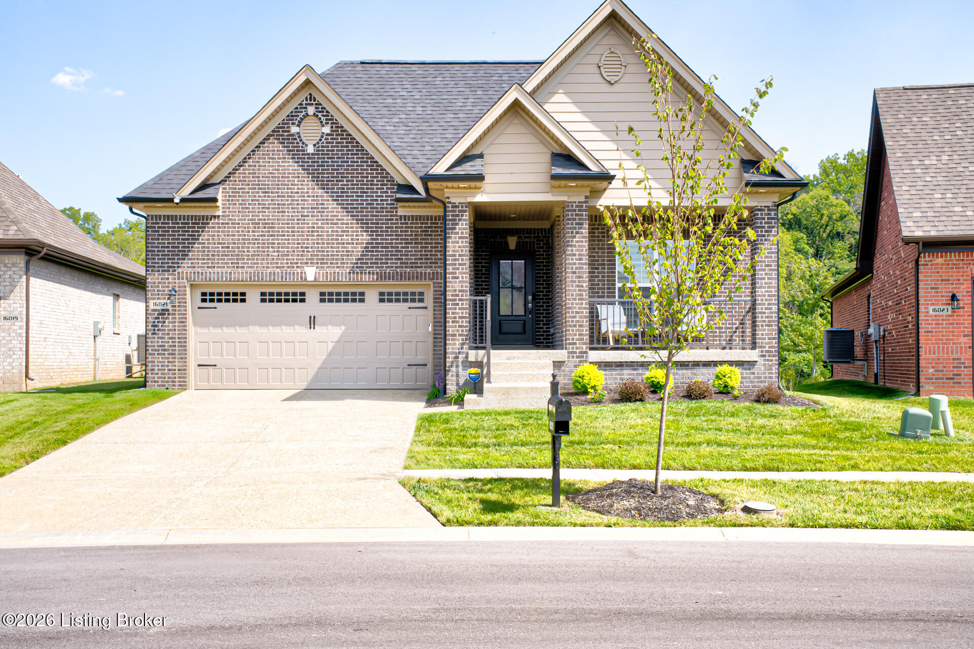 16021 Cumberland Lake Cir Property Photo 1