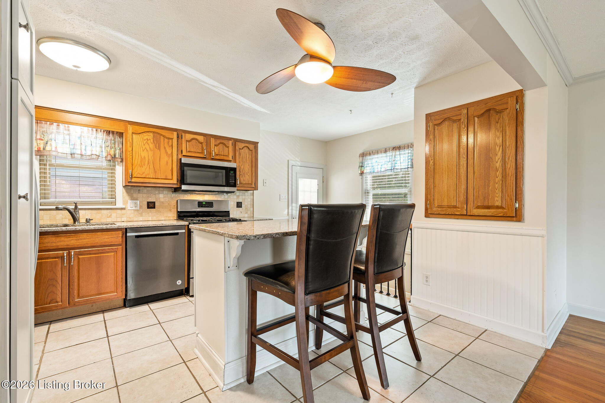 5507 Chestnutwood Way Property Photo 7