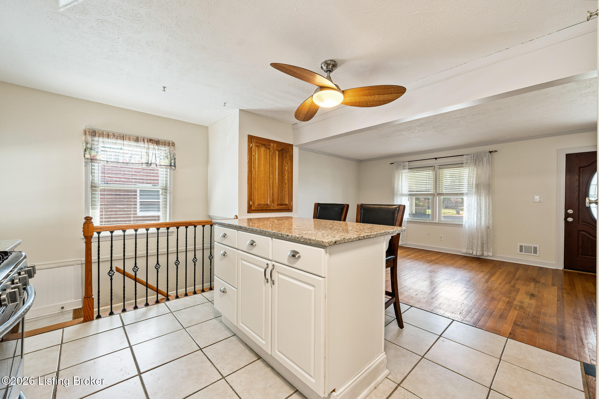 5507 Chestnutwood Way Property Photo 8
