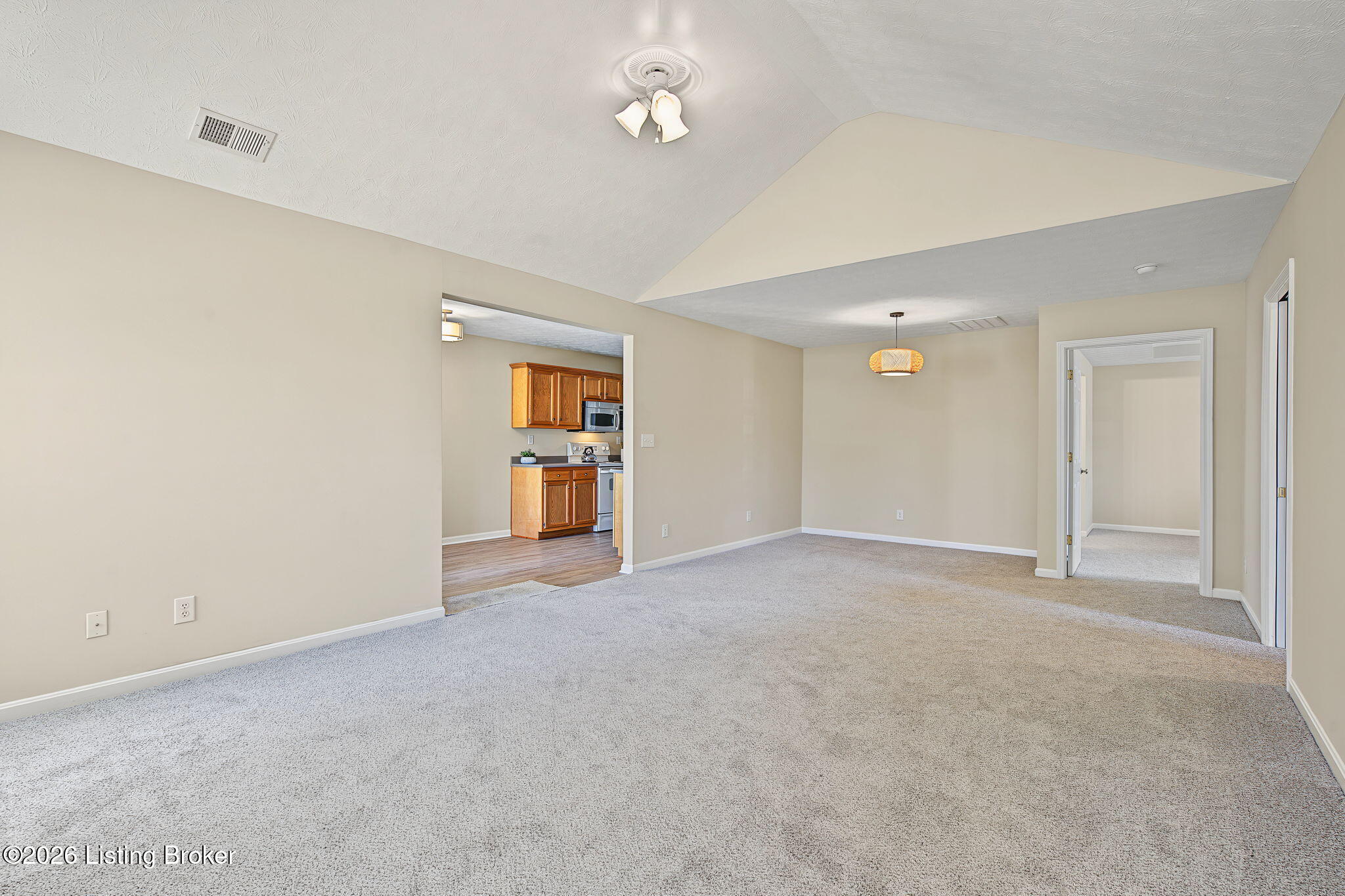11303 Ridge Lake Dr Property Photo 8