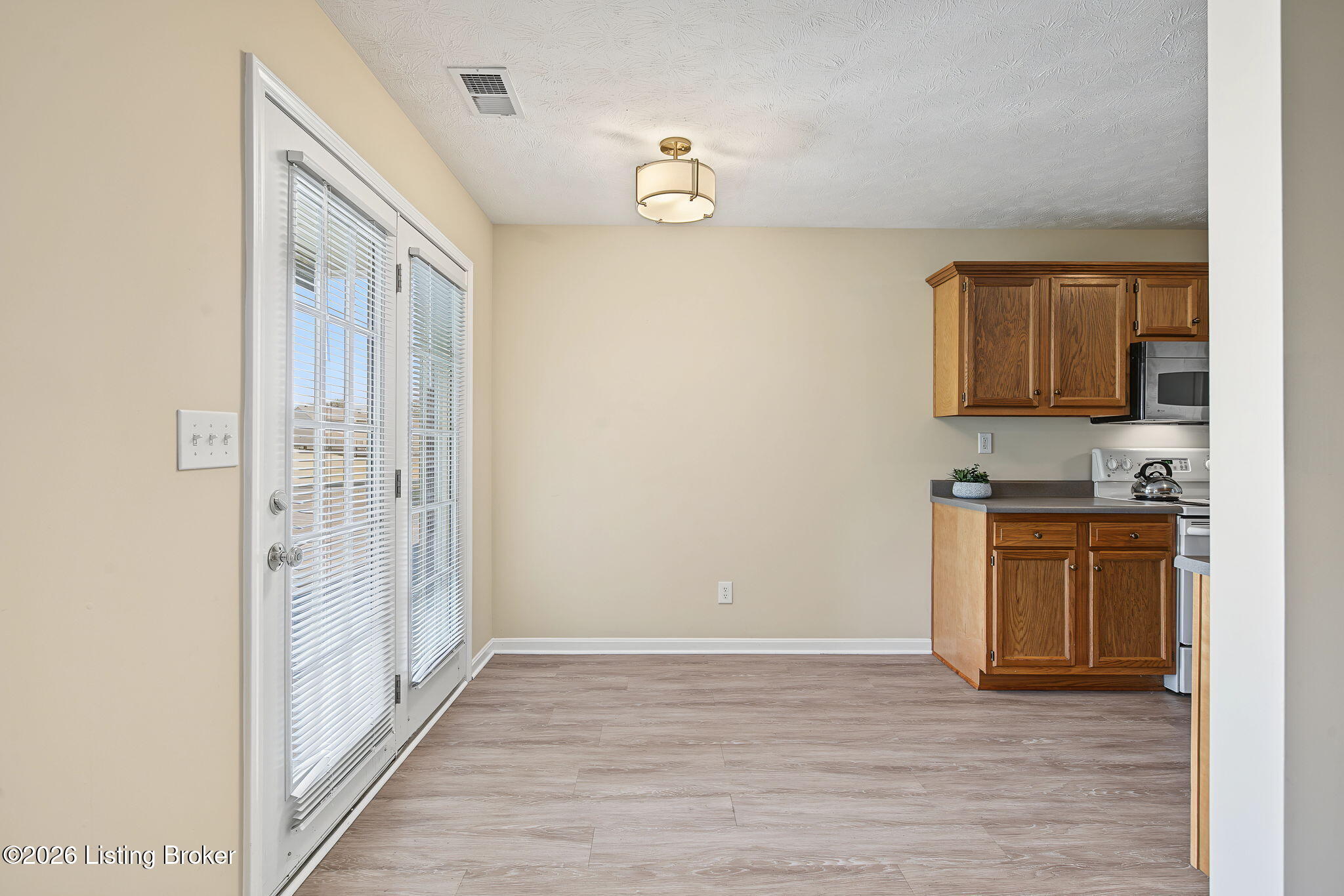 11303 Ridge Lake Dr Property Photo 14