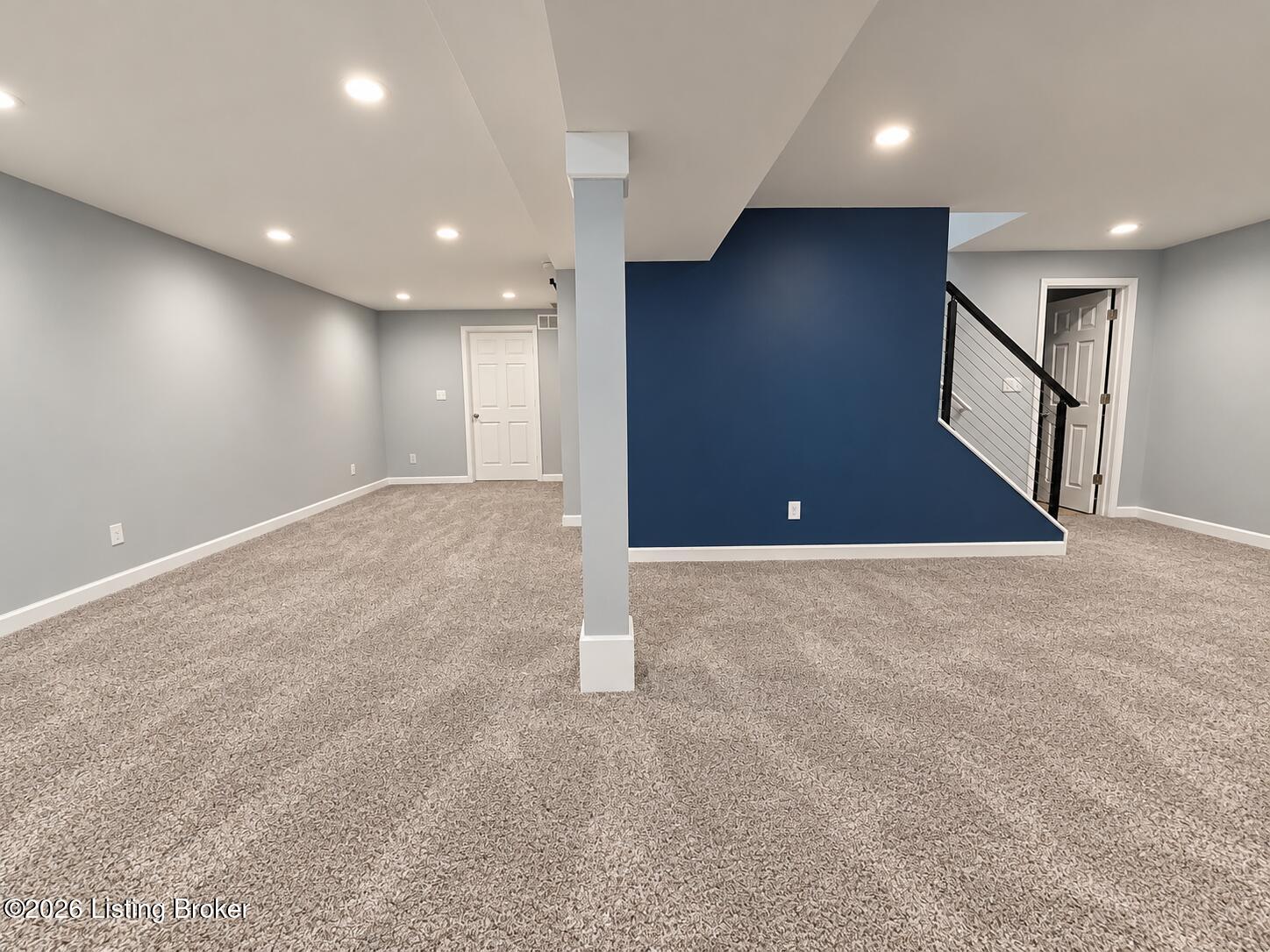 9216 Newbury Ct Property Photo 12
