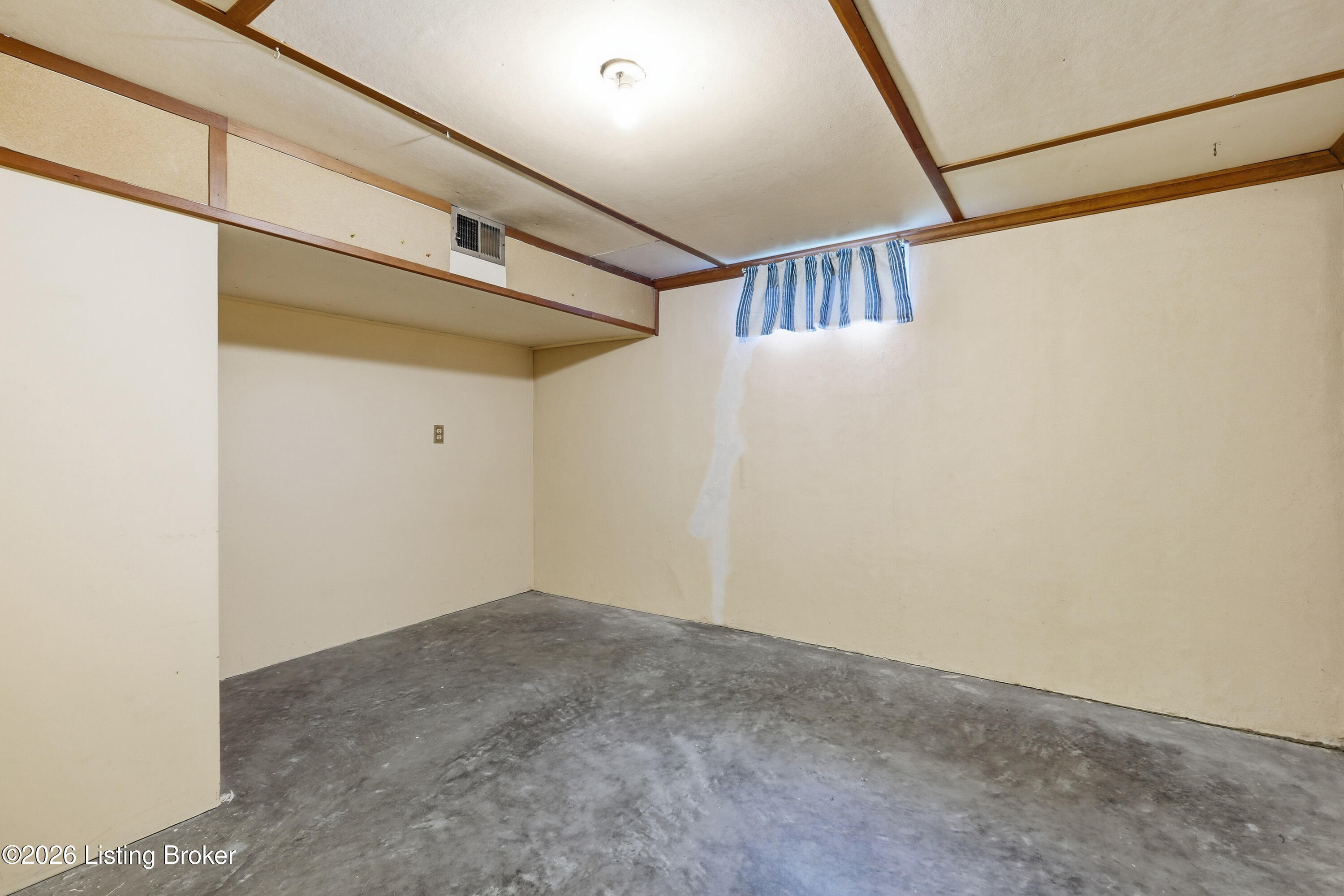 9902 Vega Ln Property Photo 30
