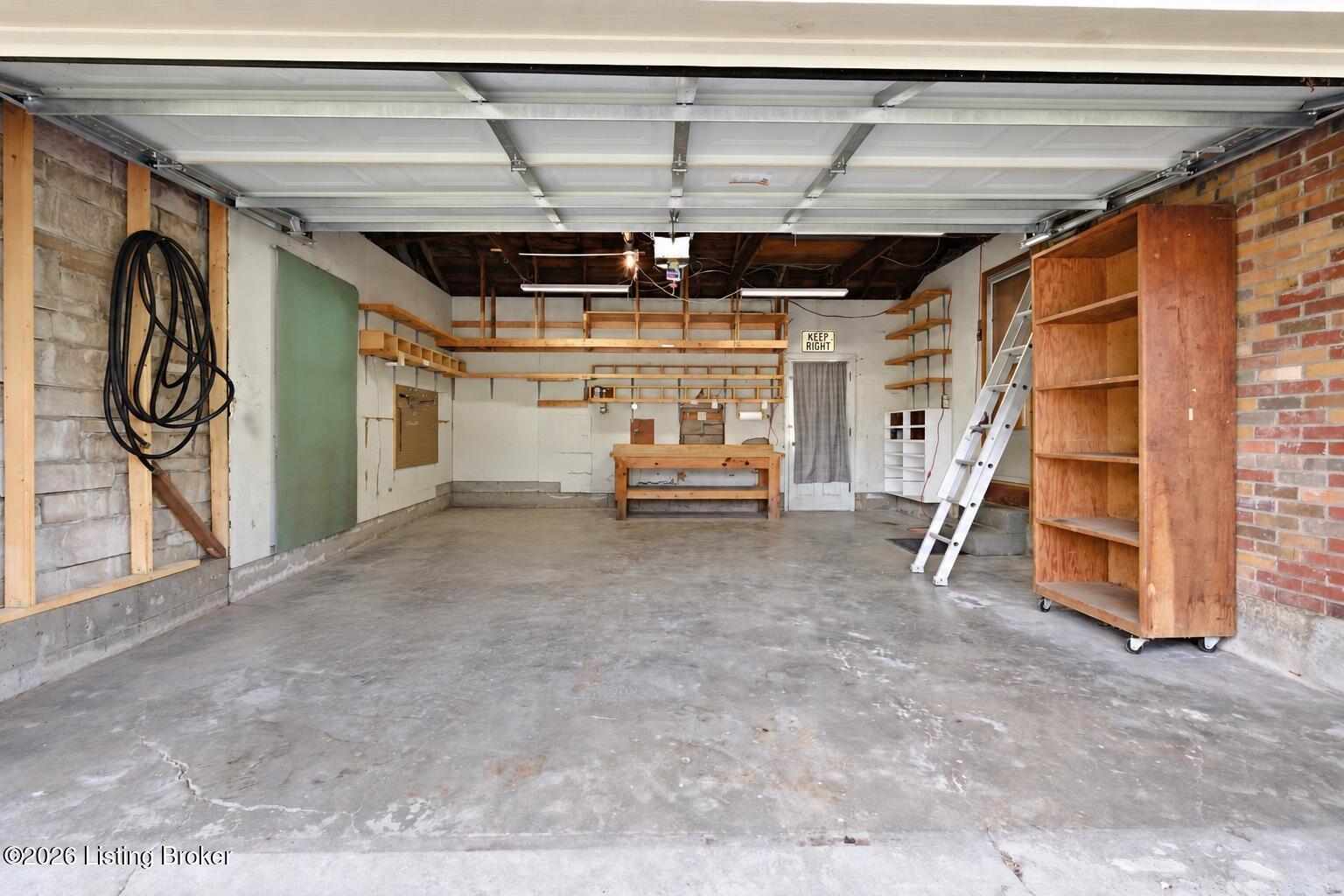 9902 Vega Ln Property Photo 33
