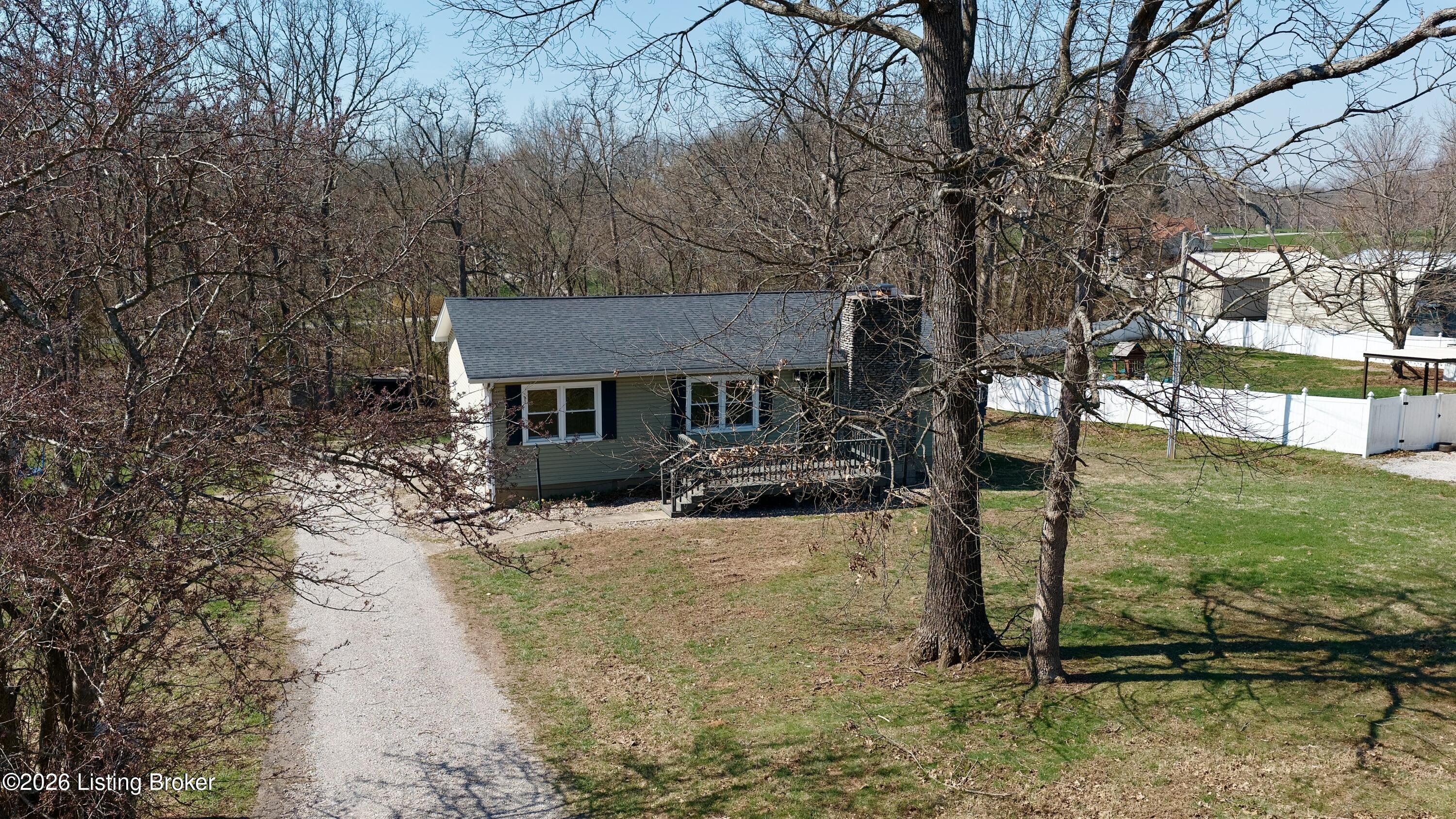 200 Circle K Rd Property Photo 2