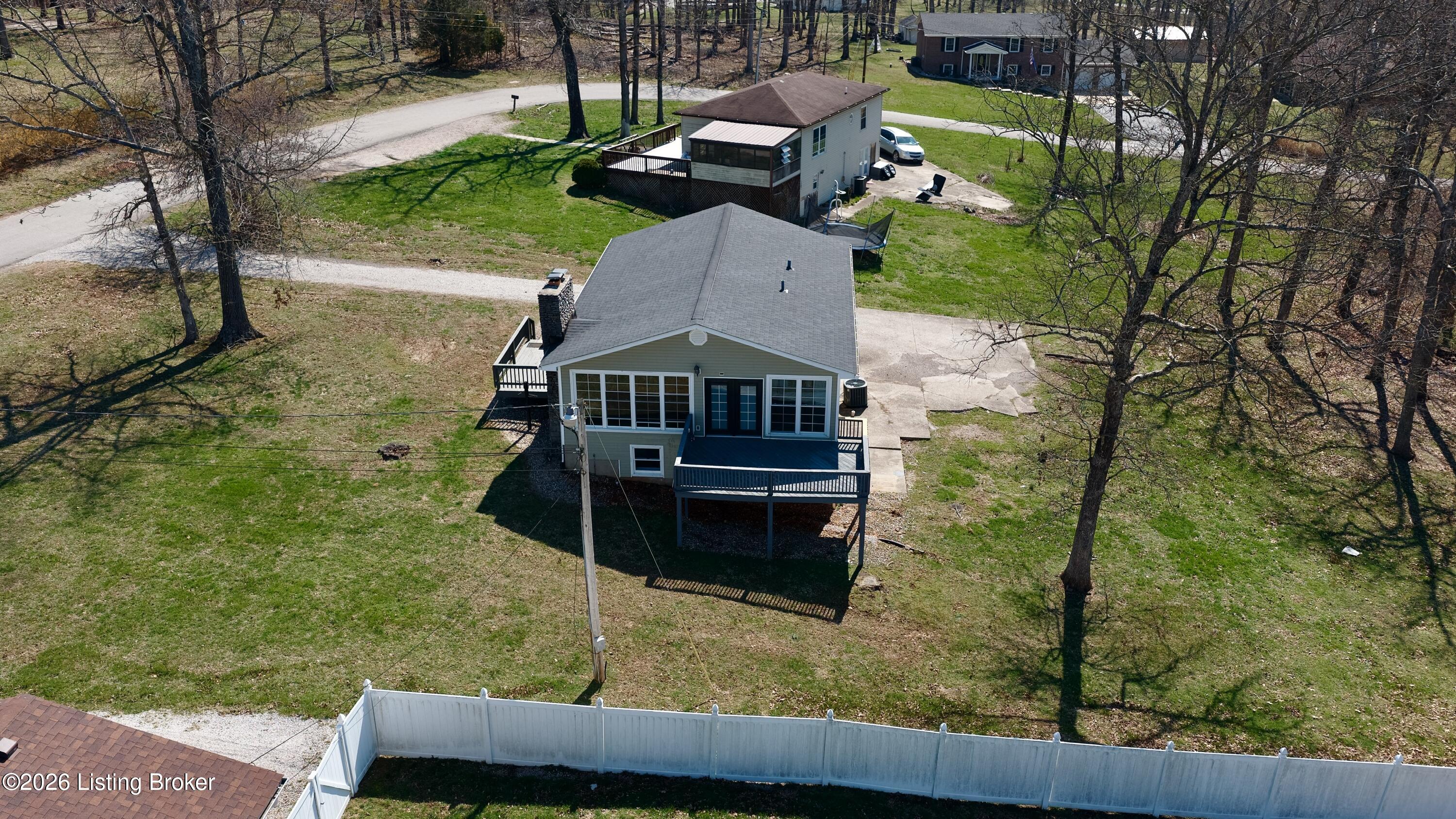 200 Circle K Rd Property Photo 6