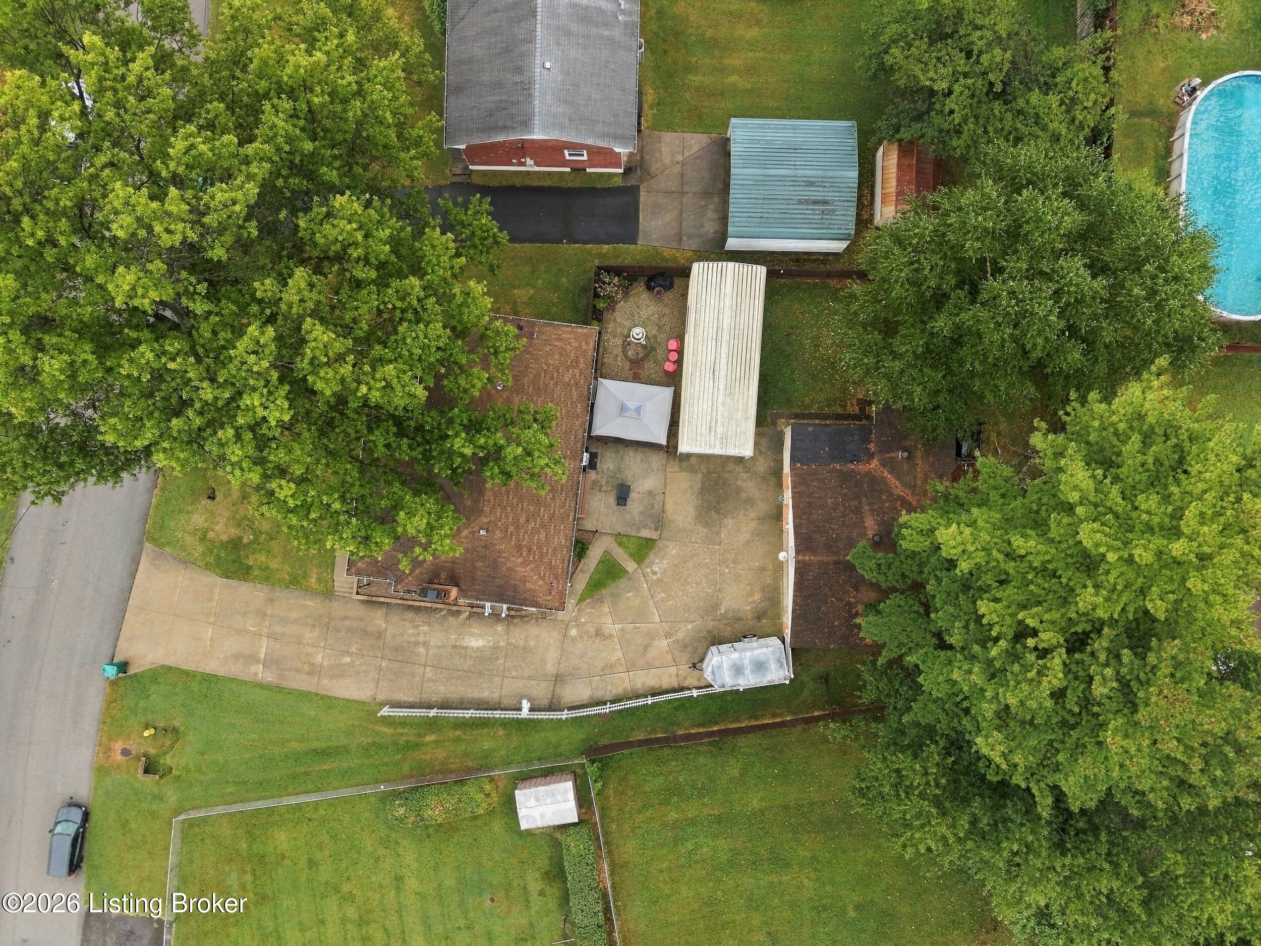 7104 Tangelo Dr Property Photo 3