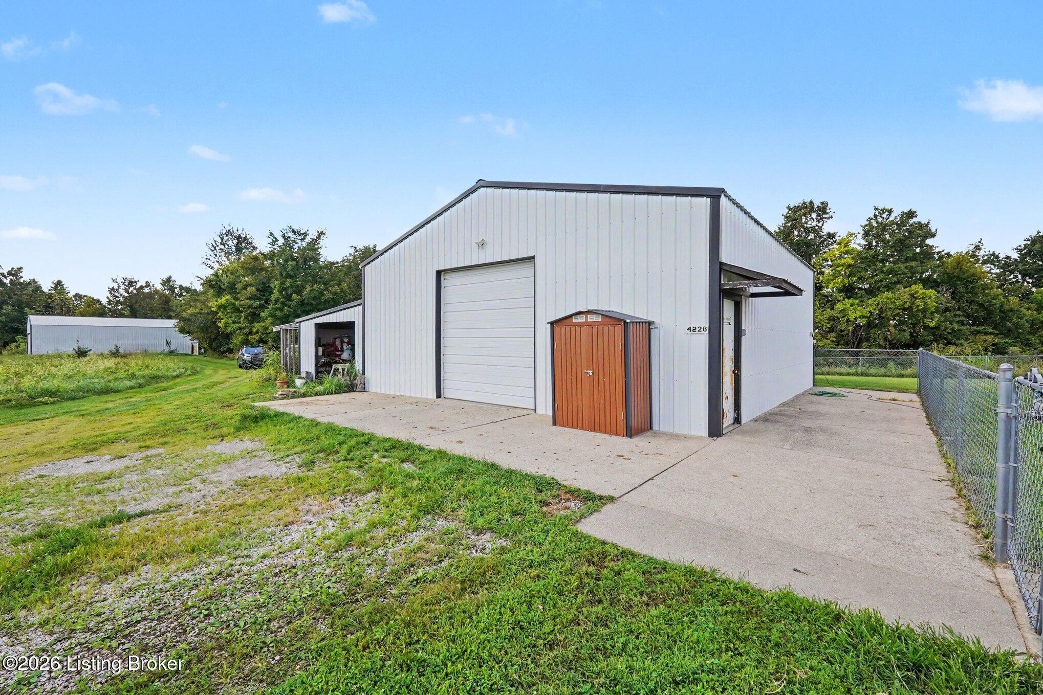 4226 Briar Ridge Rd Property Photo 20