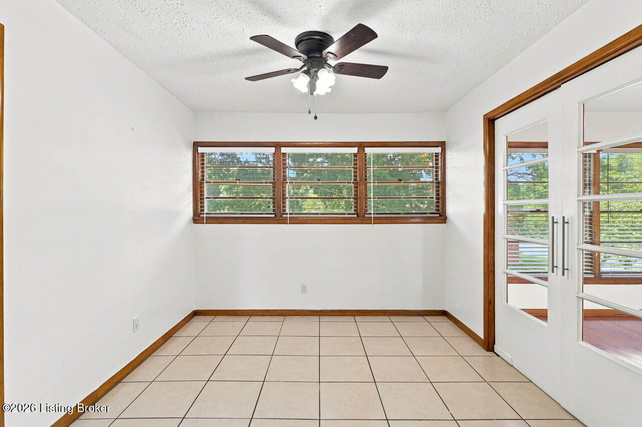 2337 Coral Ridge Rd Property Photo 11