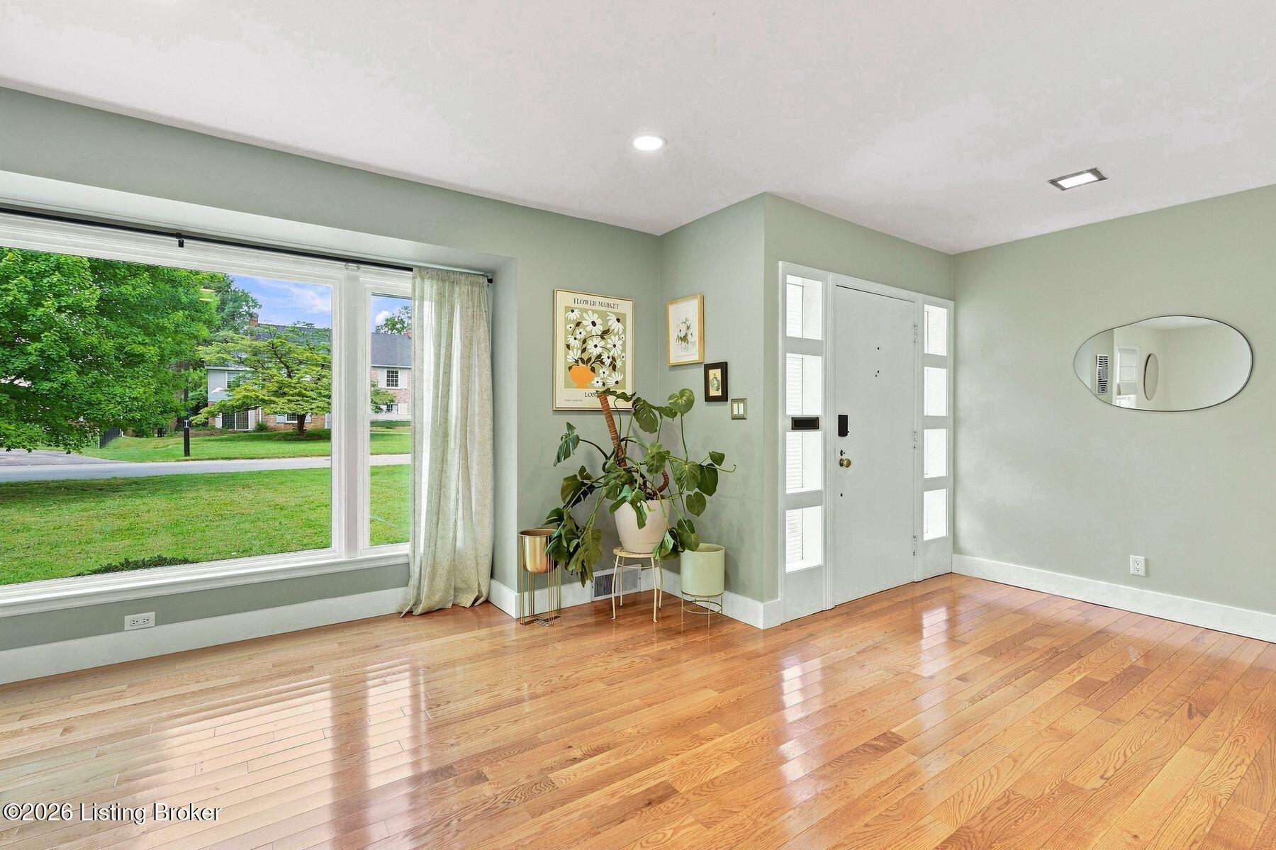 2208 Bashford Manor Ln Property Photo 5