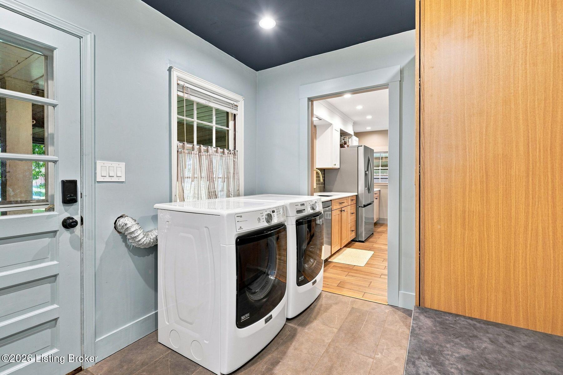 2208 Bashford Manor Ln Property Photo 18