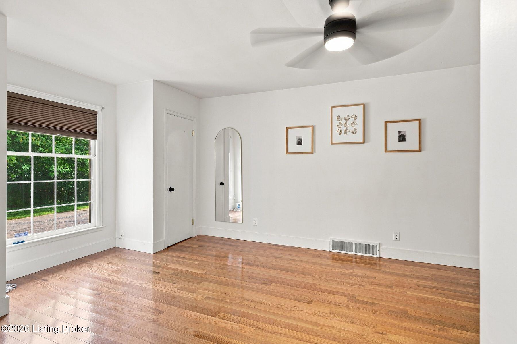 2208 Bashford Manor Ln Property Photo 24