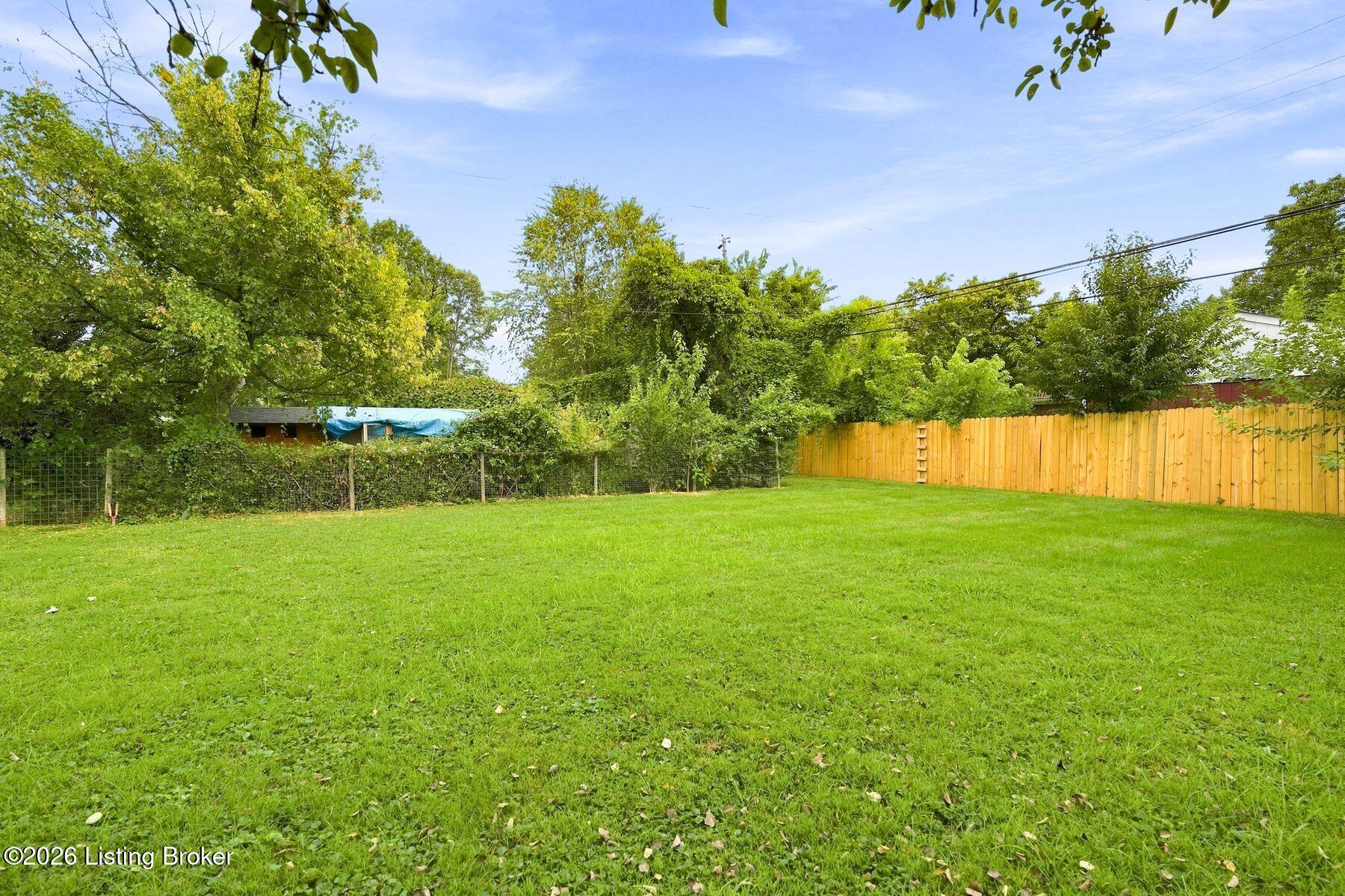 2208 Bashford Manor Ln Property Photo 46