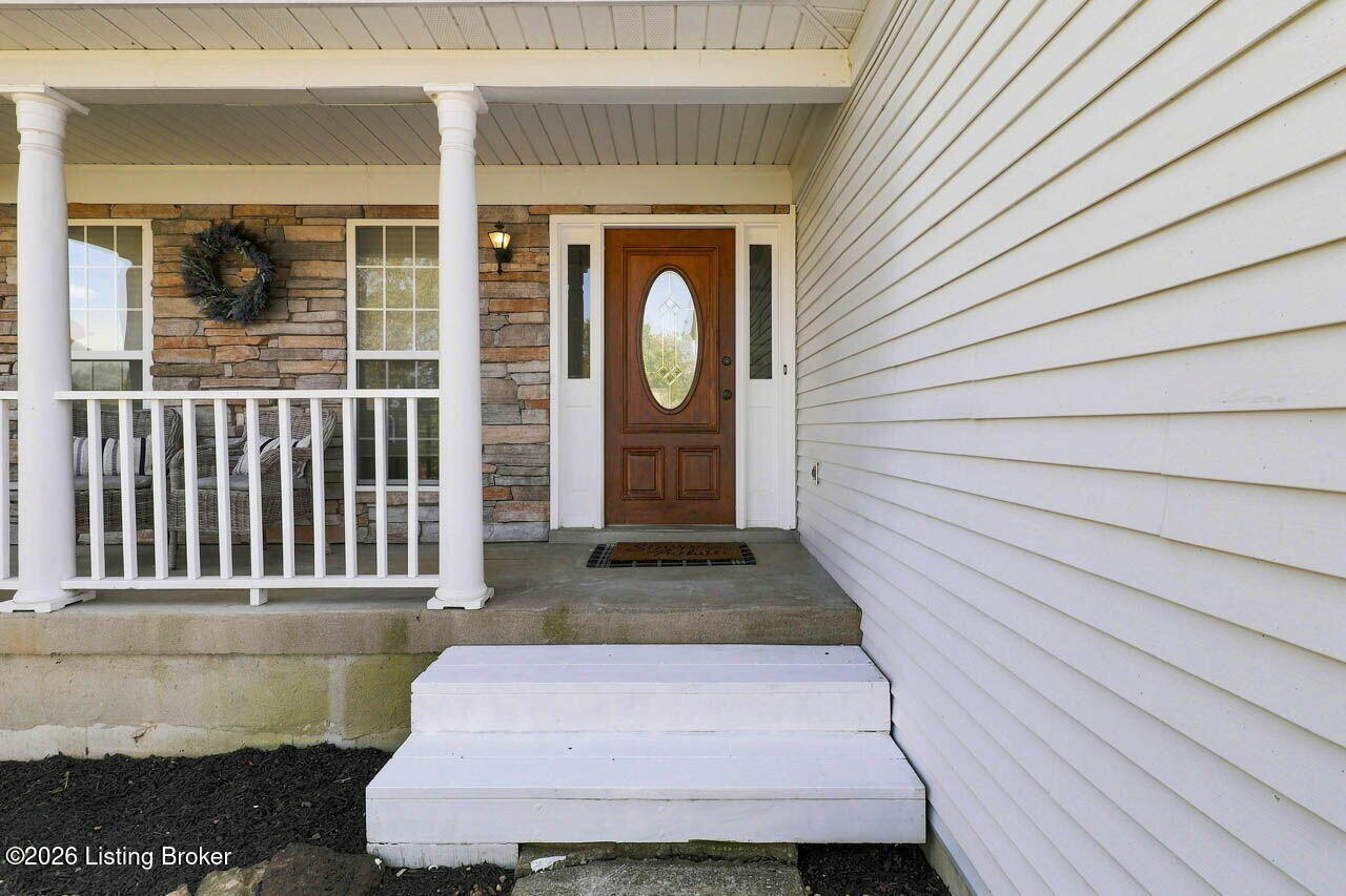 9534 Poplar Hill Dr Property Photo 4