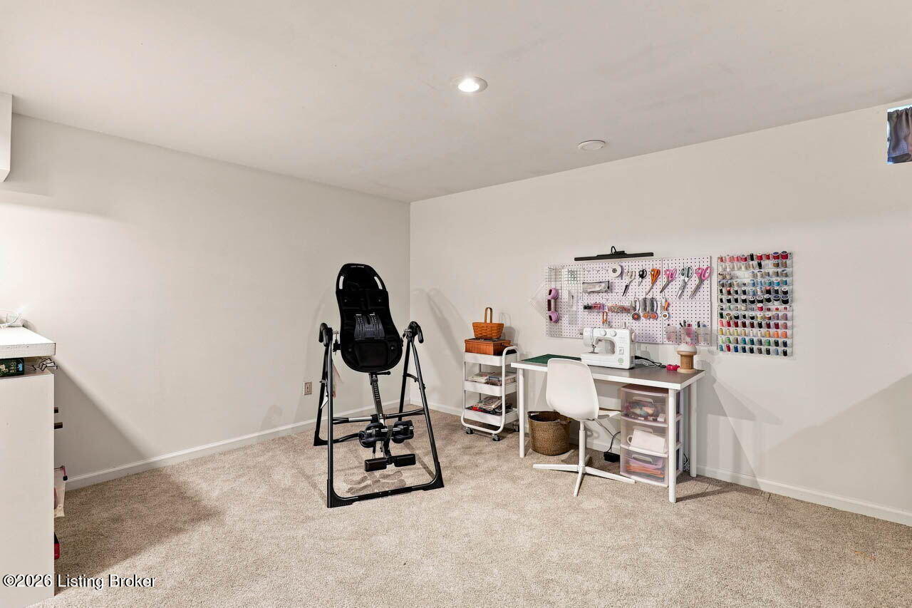 9534 Poplar Hill Dr Property Photo 48