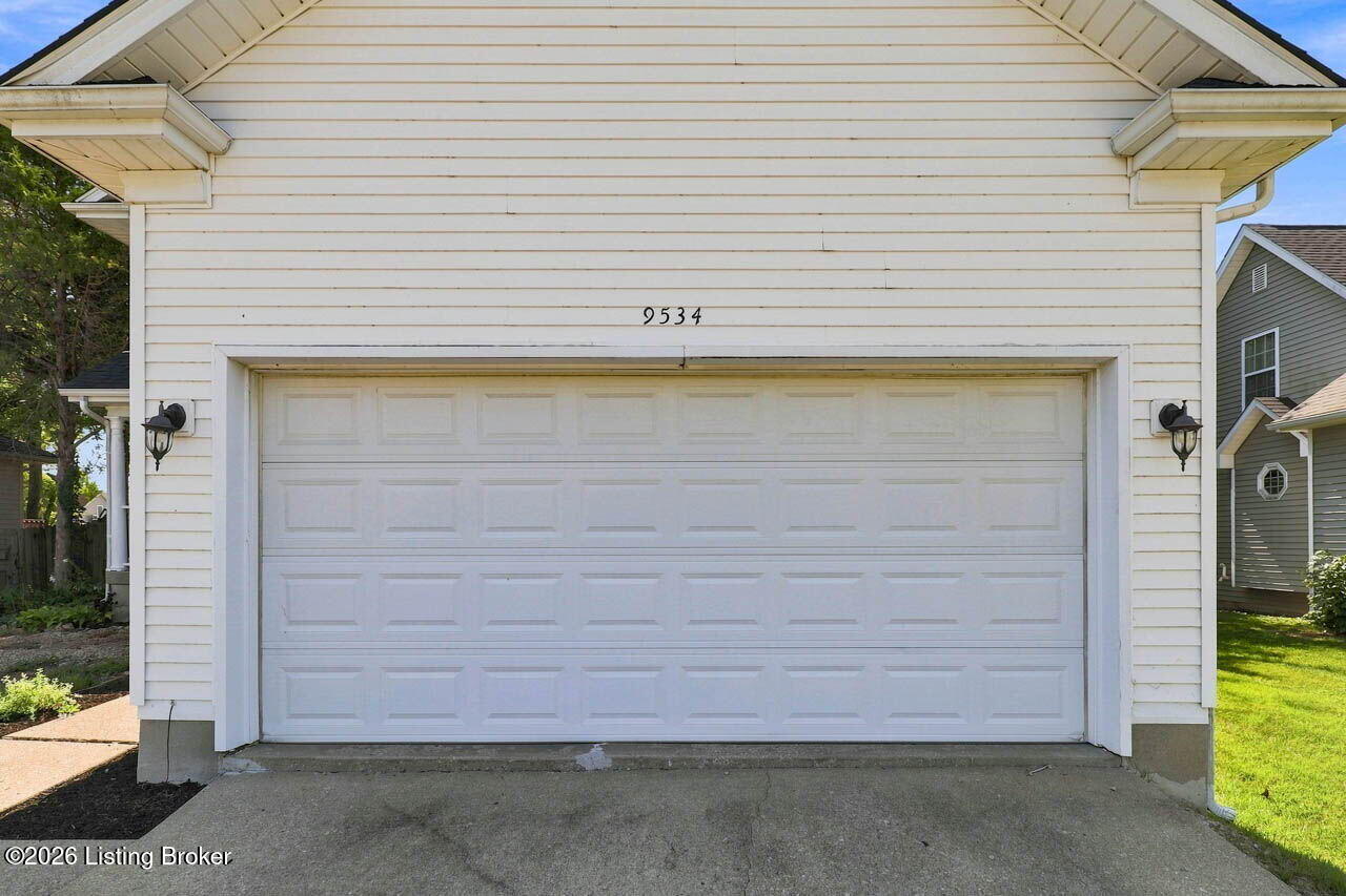 9534 Poplar Hill Dr Property Photo 61