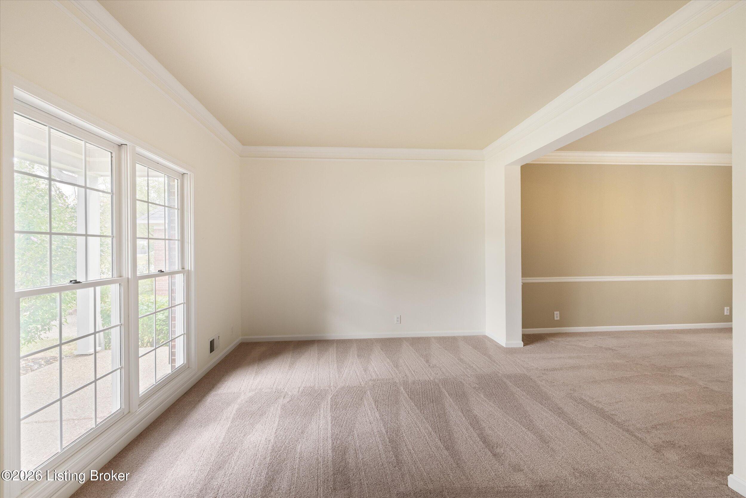 10504 Edgewater Rd Property Photo 4