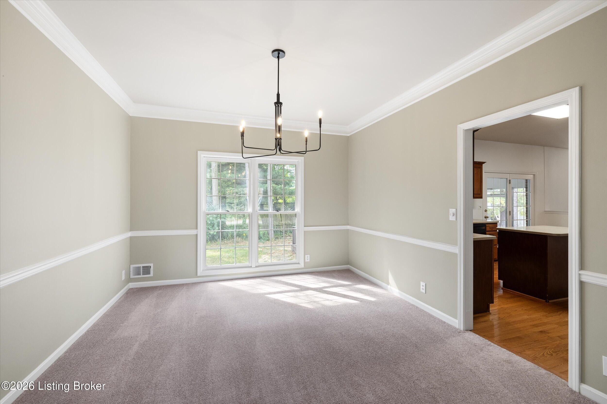 10504 Edgewater Rd Property Photo 6