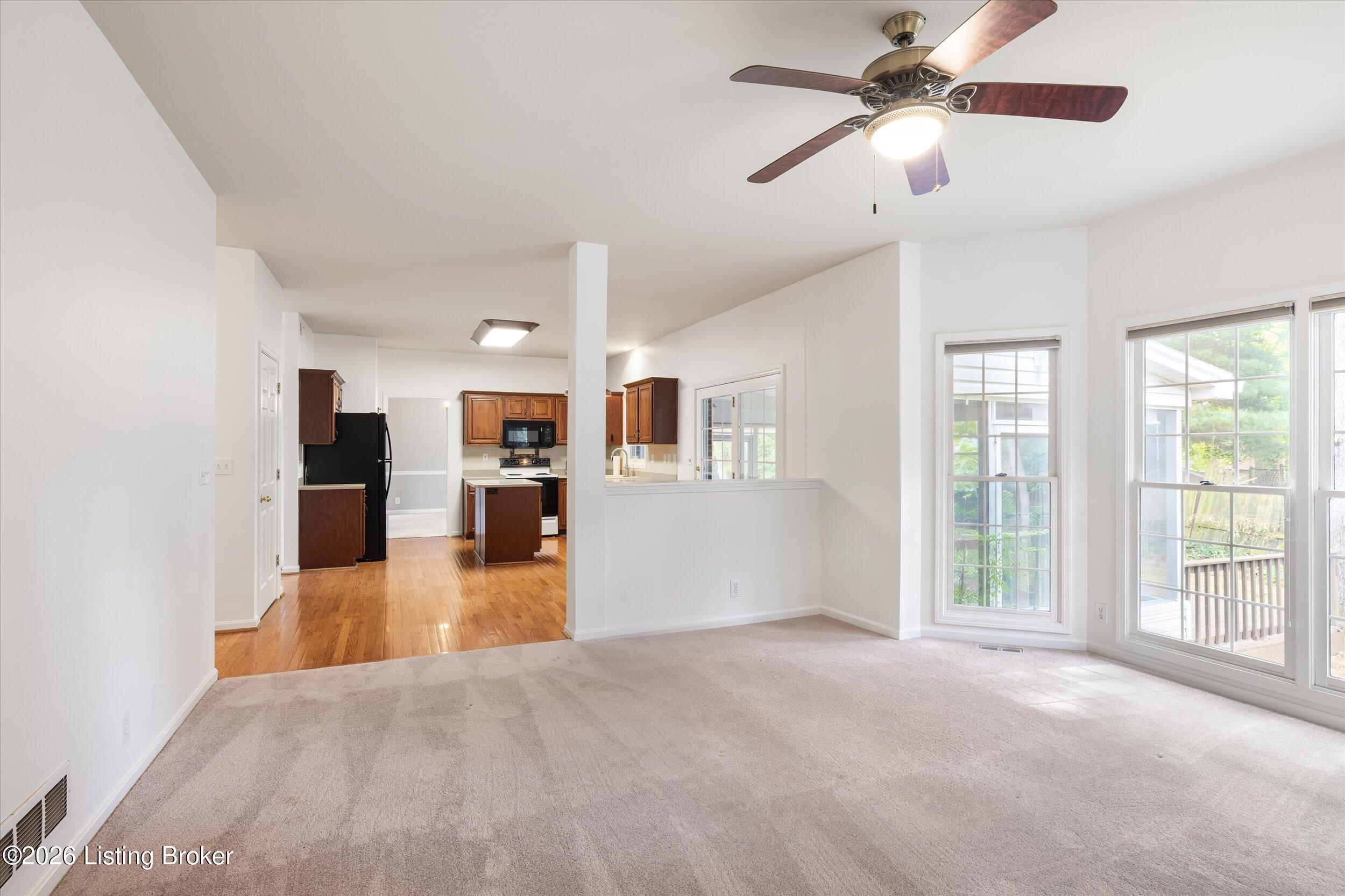 10504 Edgewater Rd Property Photo 13