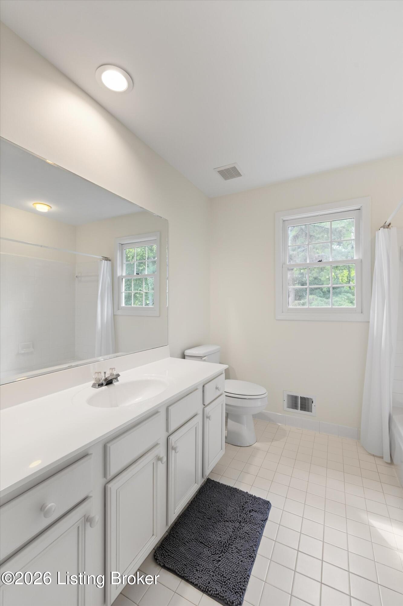 10504 Edgewater Rd Property Photo 40