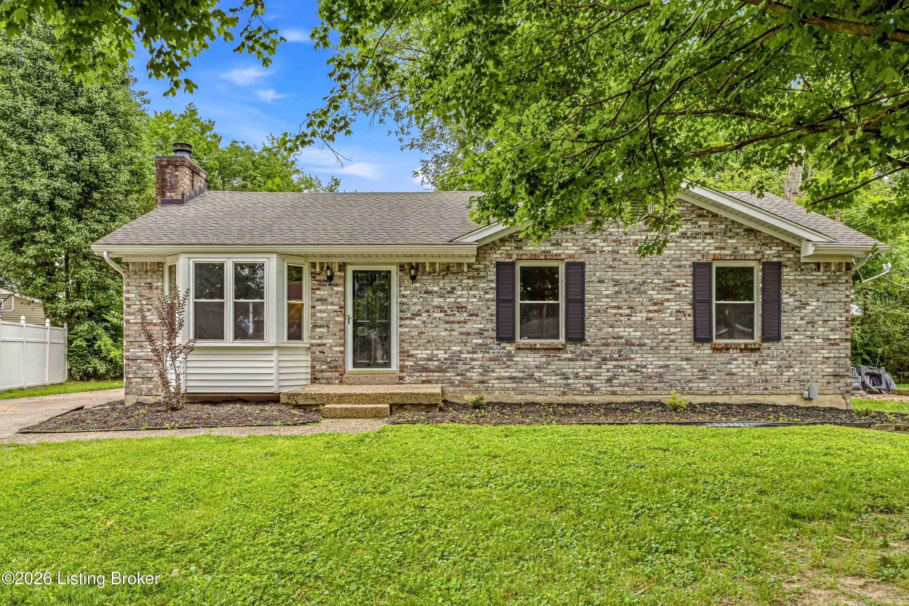 107 Buttercup Rd Property Photo 1